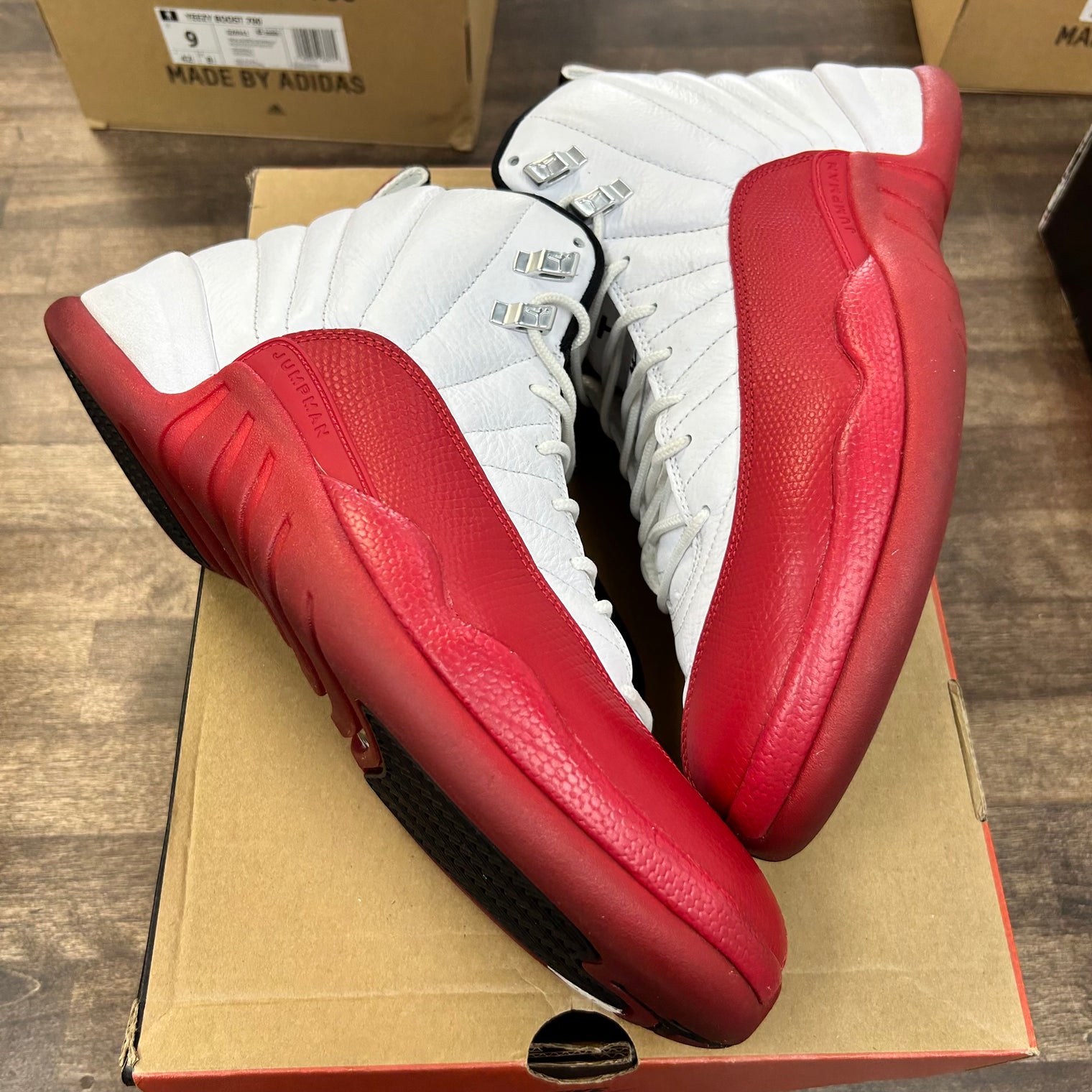 Cherry Jordan 12 (USED)