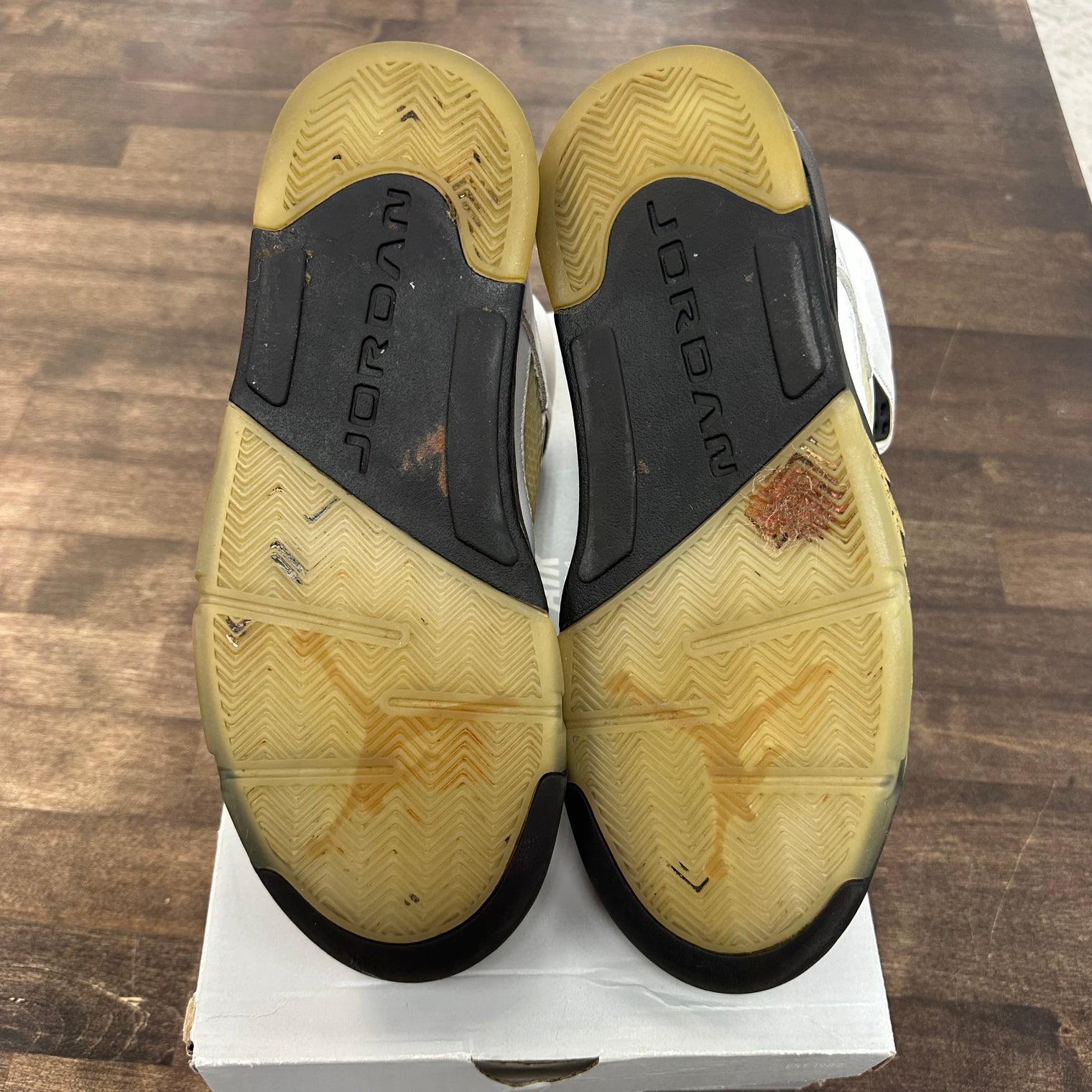 Gold Medal Jordan 5 Retro (USED, Replacement Box)