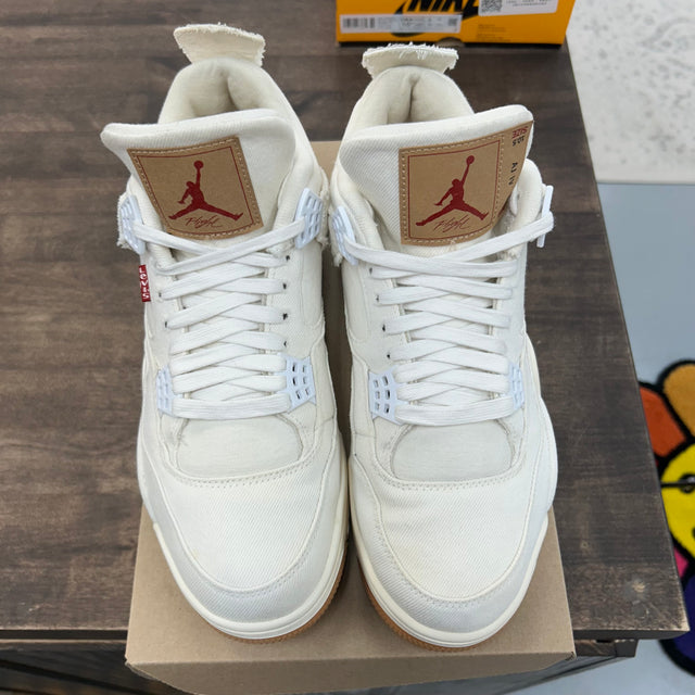 Levi Jordan 4 White Levi Tag (USED,No Box)