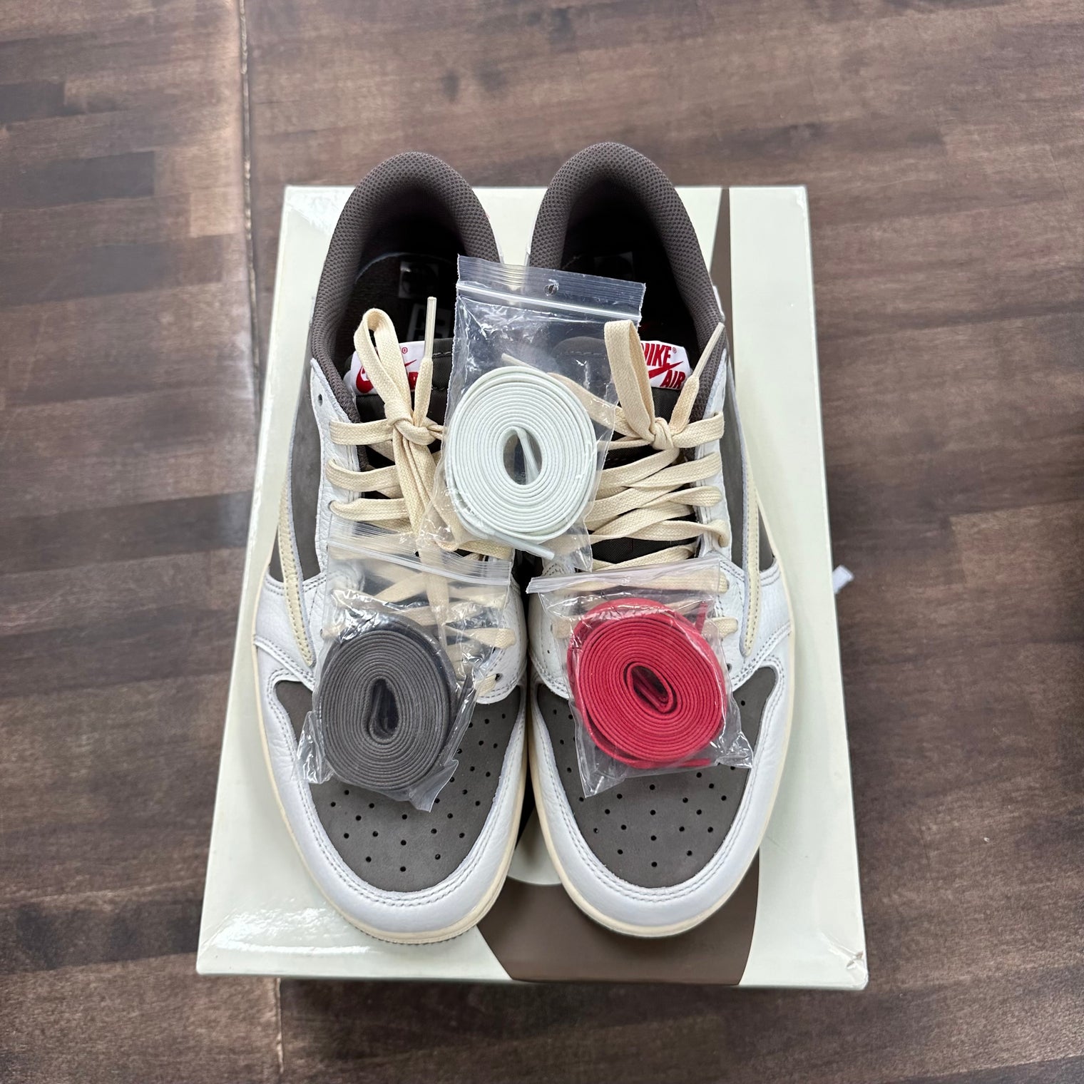 Reverse Mocha Jordan 1 Retro Low OG SP (USED)