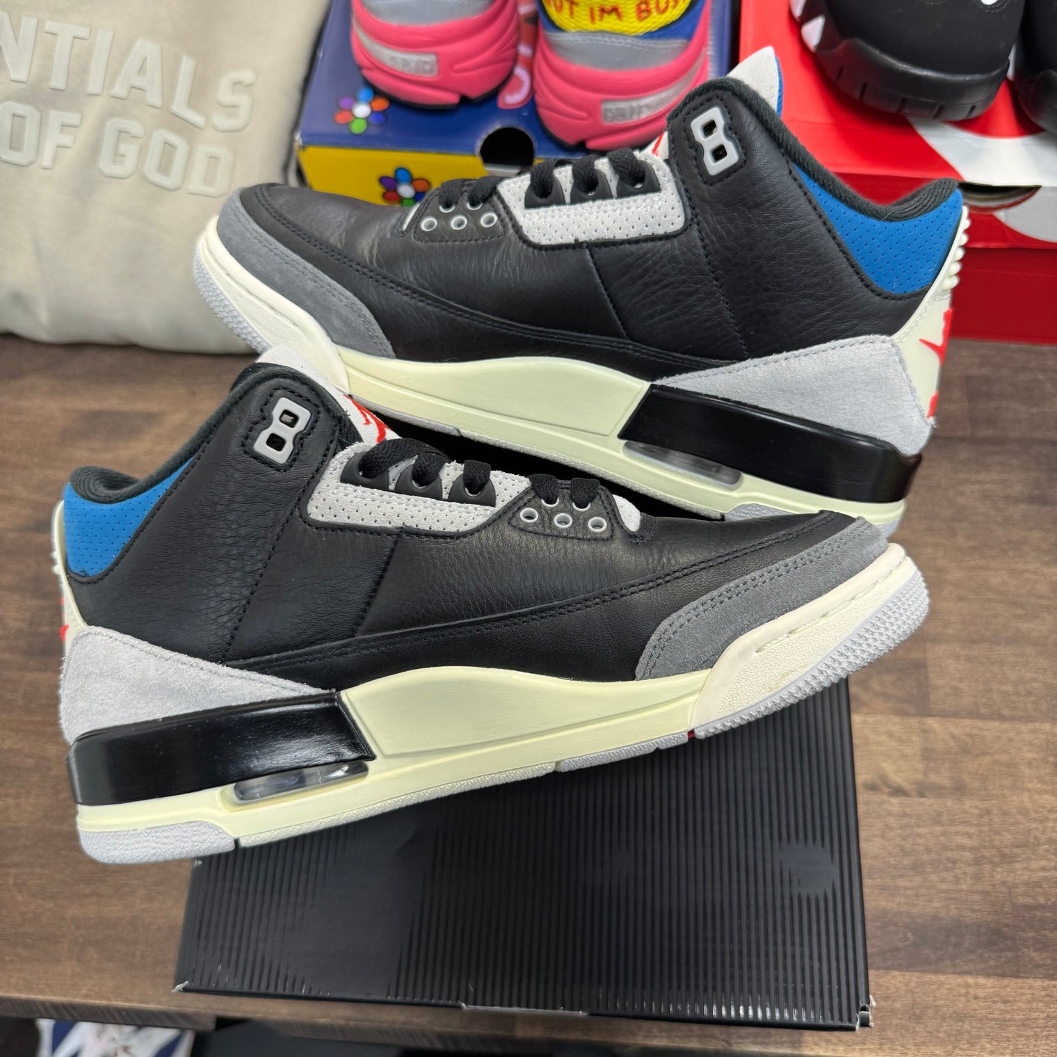 Rare Air Jordan 3 Retro (USED)