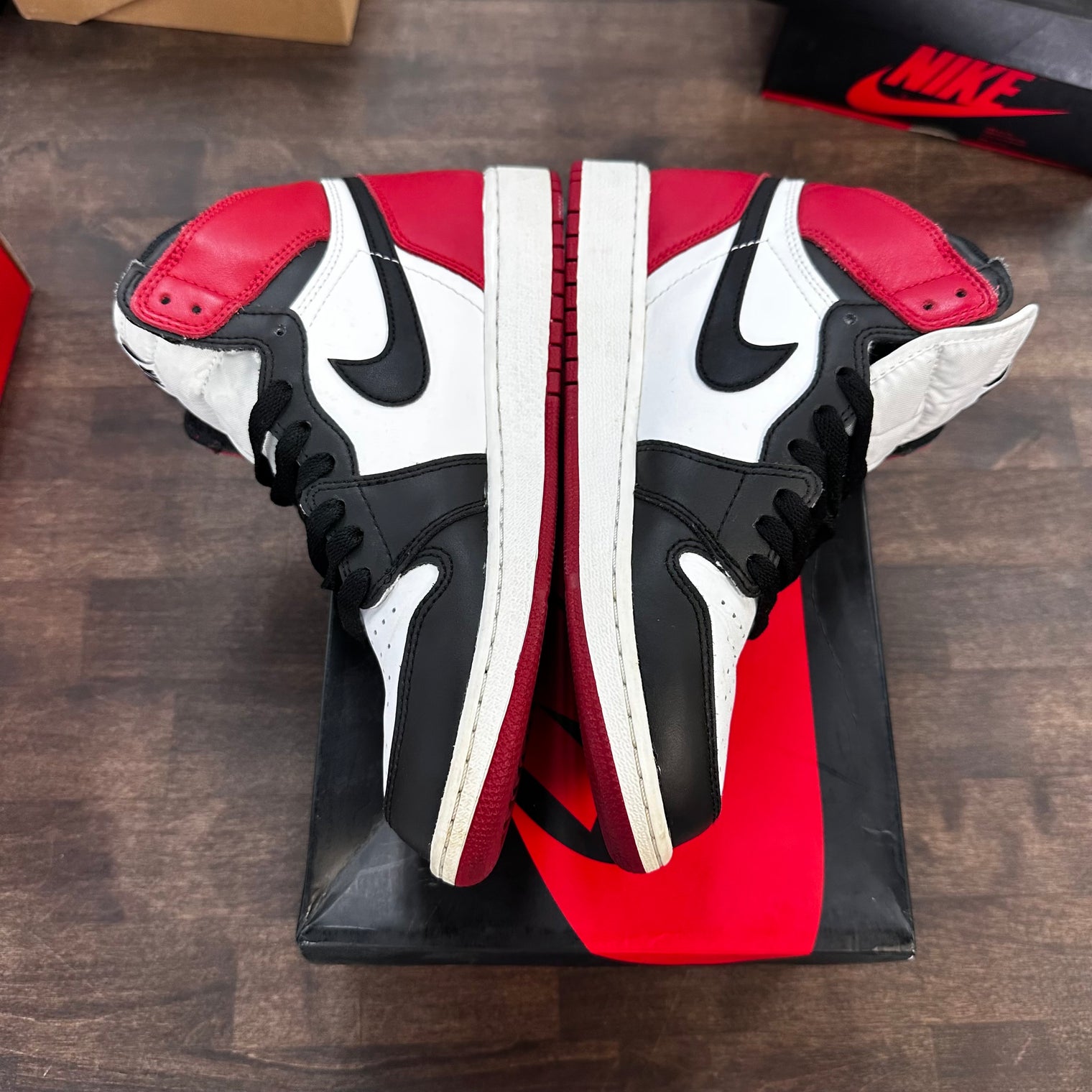 Black Toe Jordan 1 High (GS) (USED)