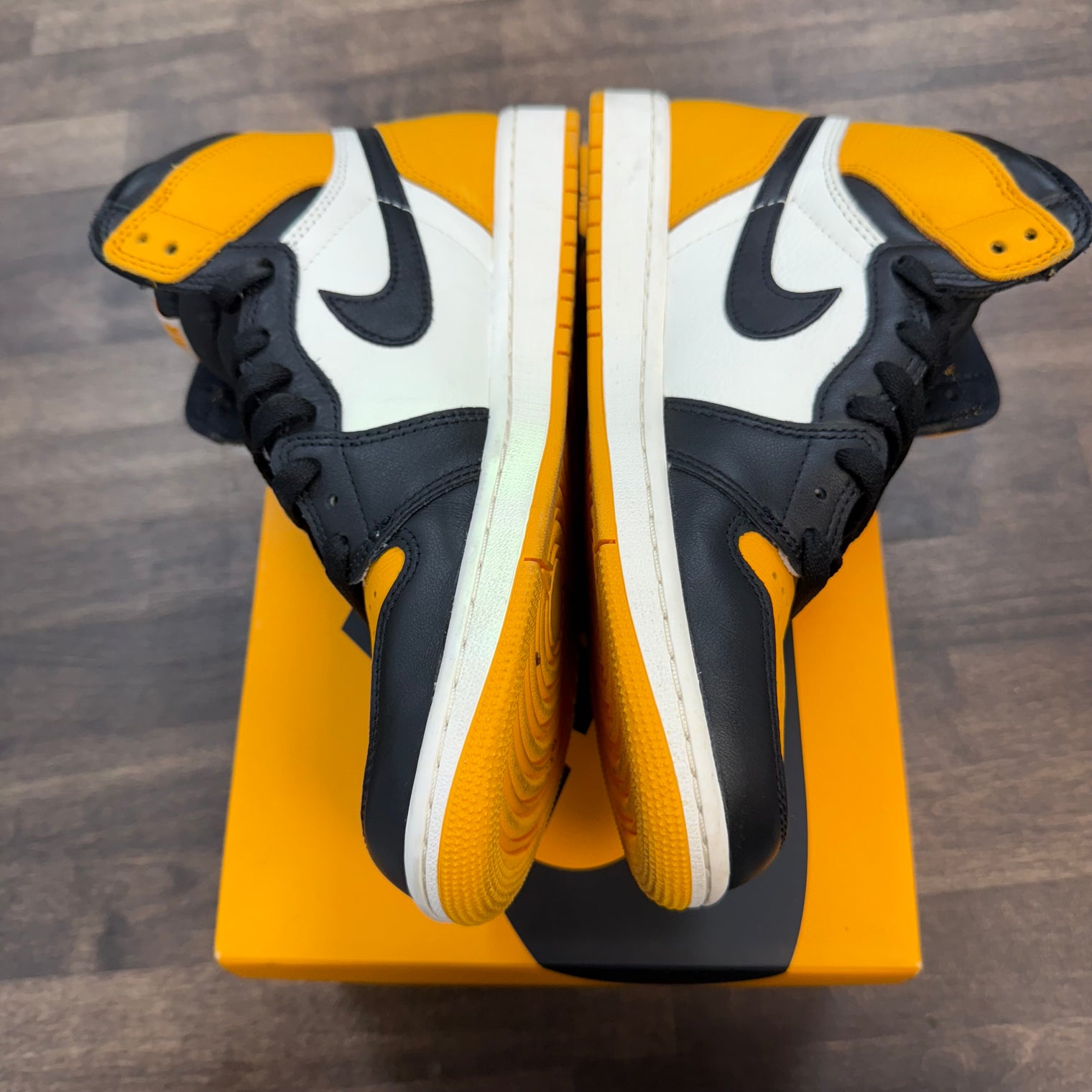 Yellow Toe Jordan 1 High (USED)