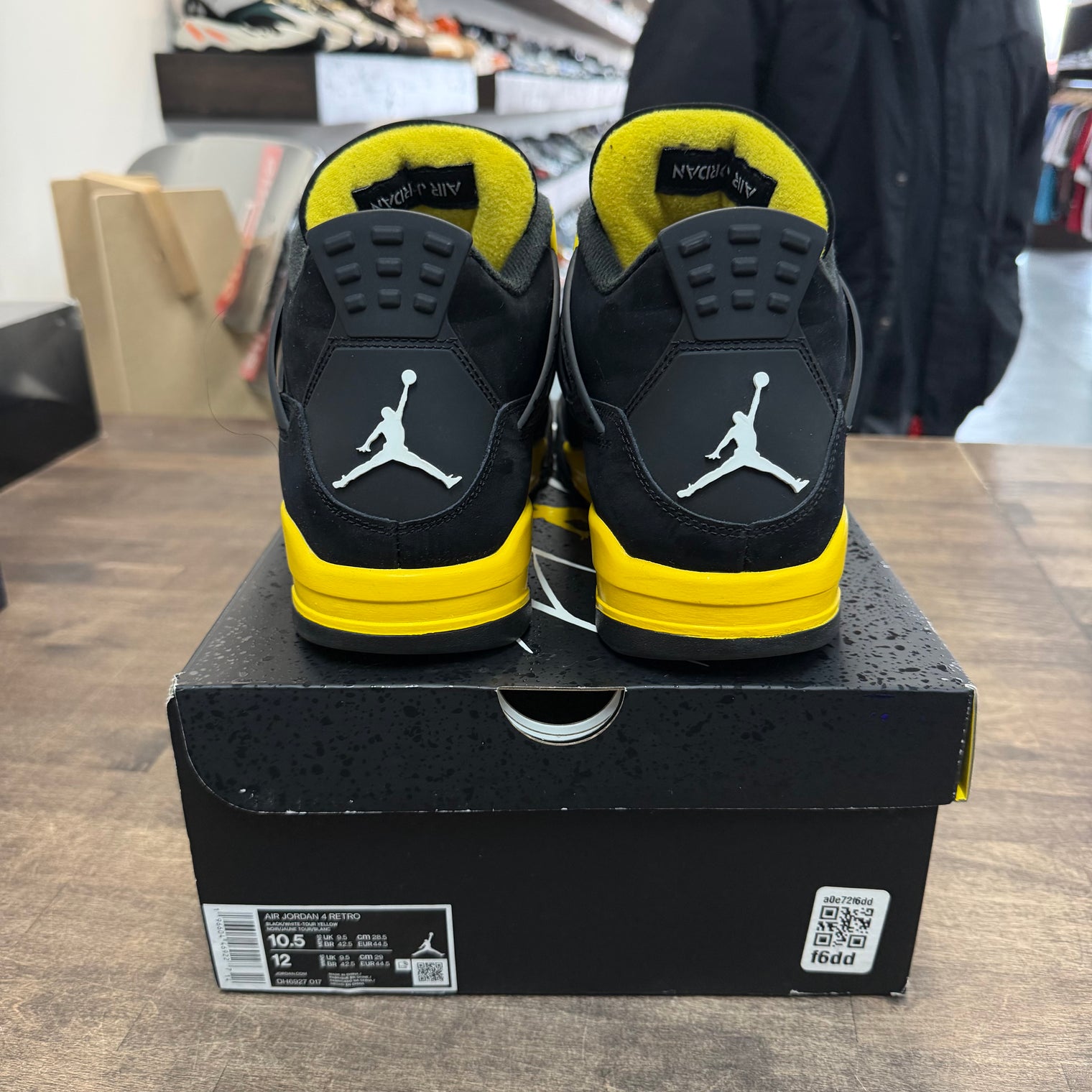Yellow Thunder Jordan 4 Retro (USED)