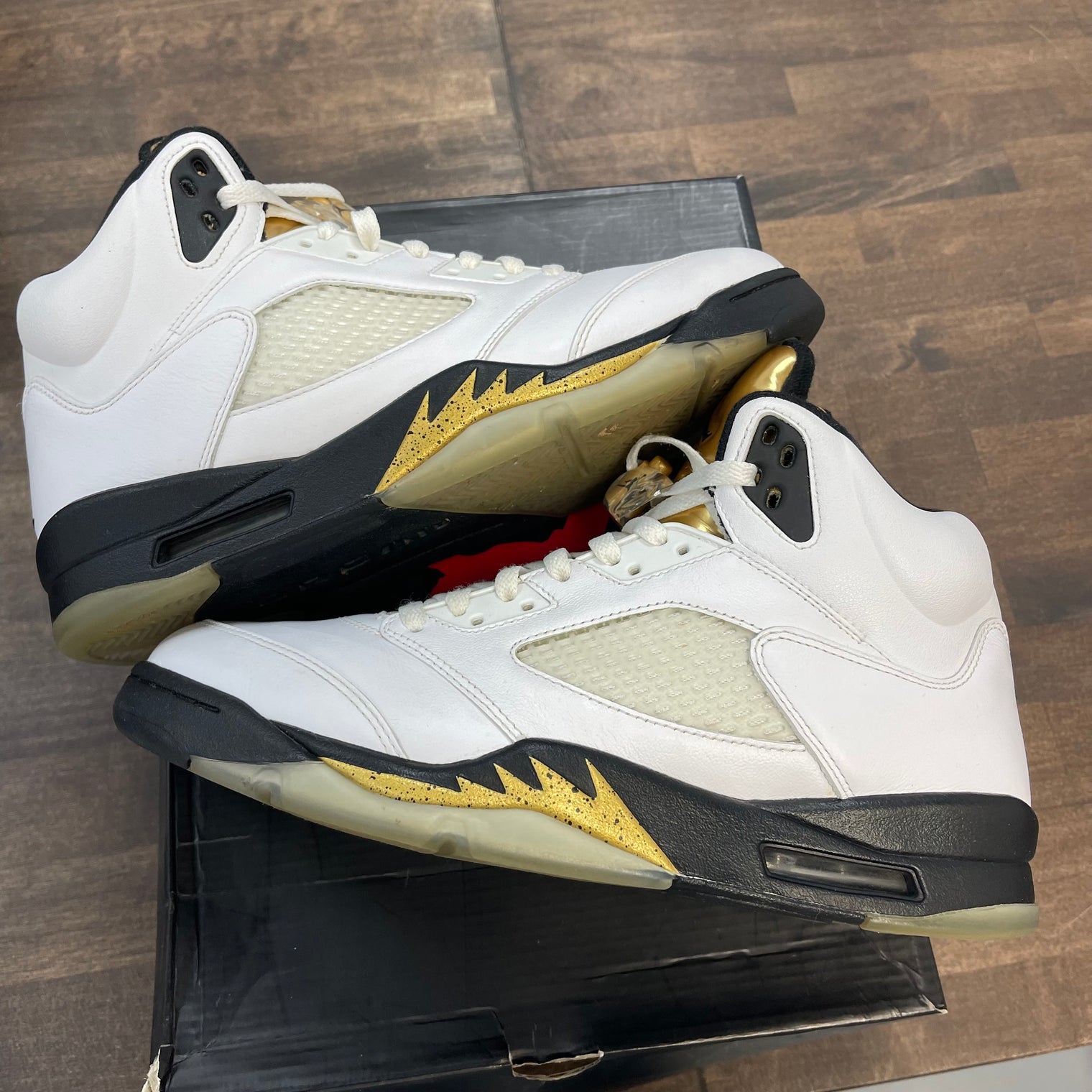 Olympic Gold Metal Jordan 5 (USED)