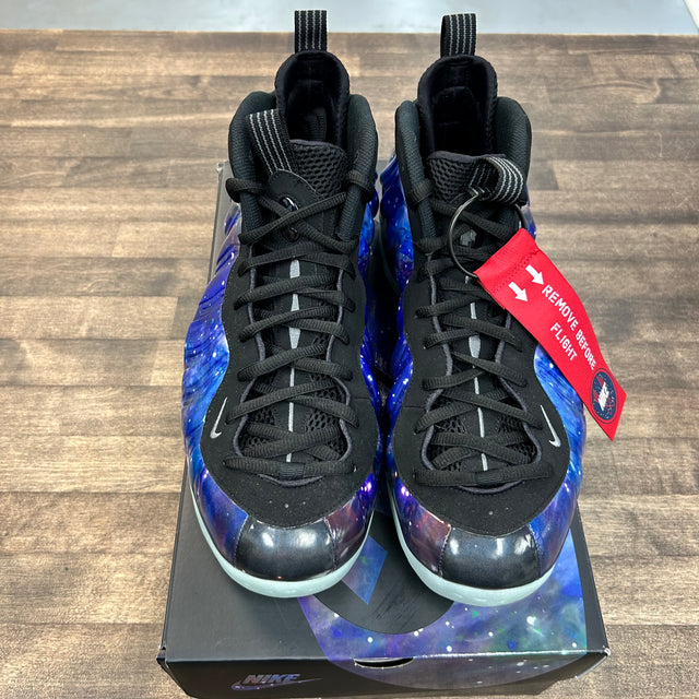 Galaxy Foamposite One (USED)