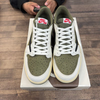 Travis Scott Medium Olive Jordan 1 Retro Low OG SP (Lightly Worn)