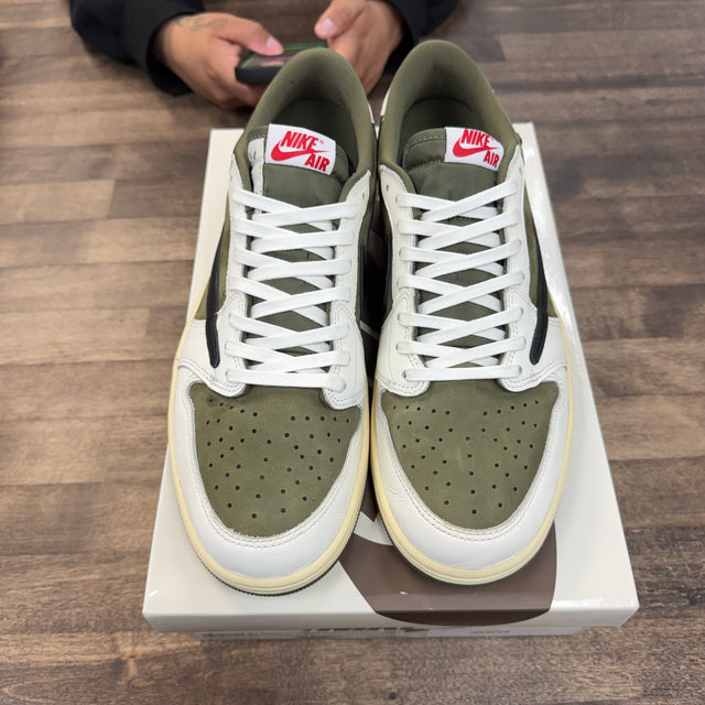 Travis Scott Medium Olive Jordan 1 Retro Low OG SP (Lightly Worn)