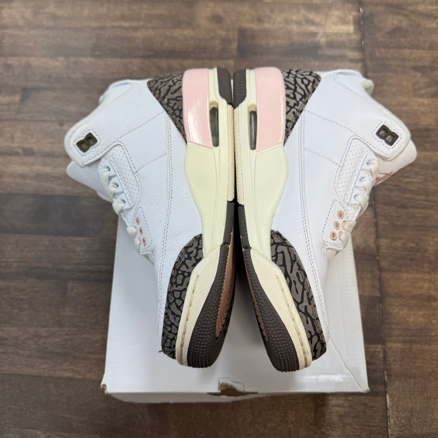 Neapolitan Jordan 3 (W) (USED)