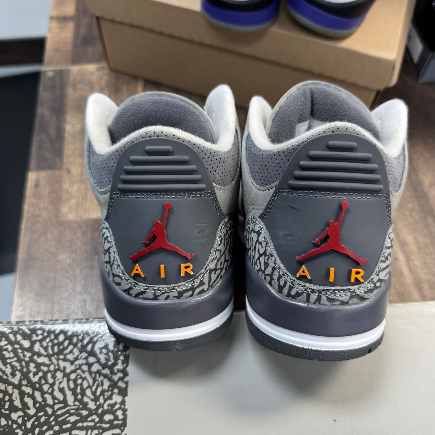Cool Grey Jordan 3 Retro (USED)