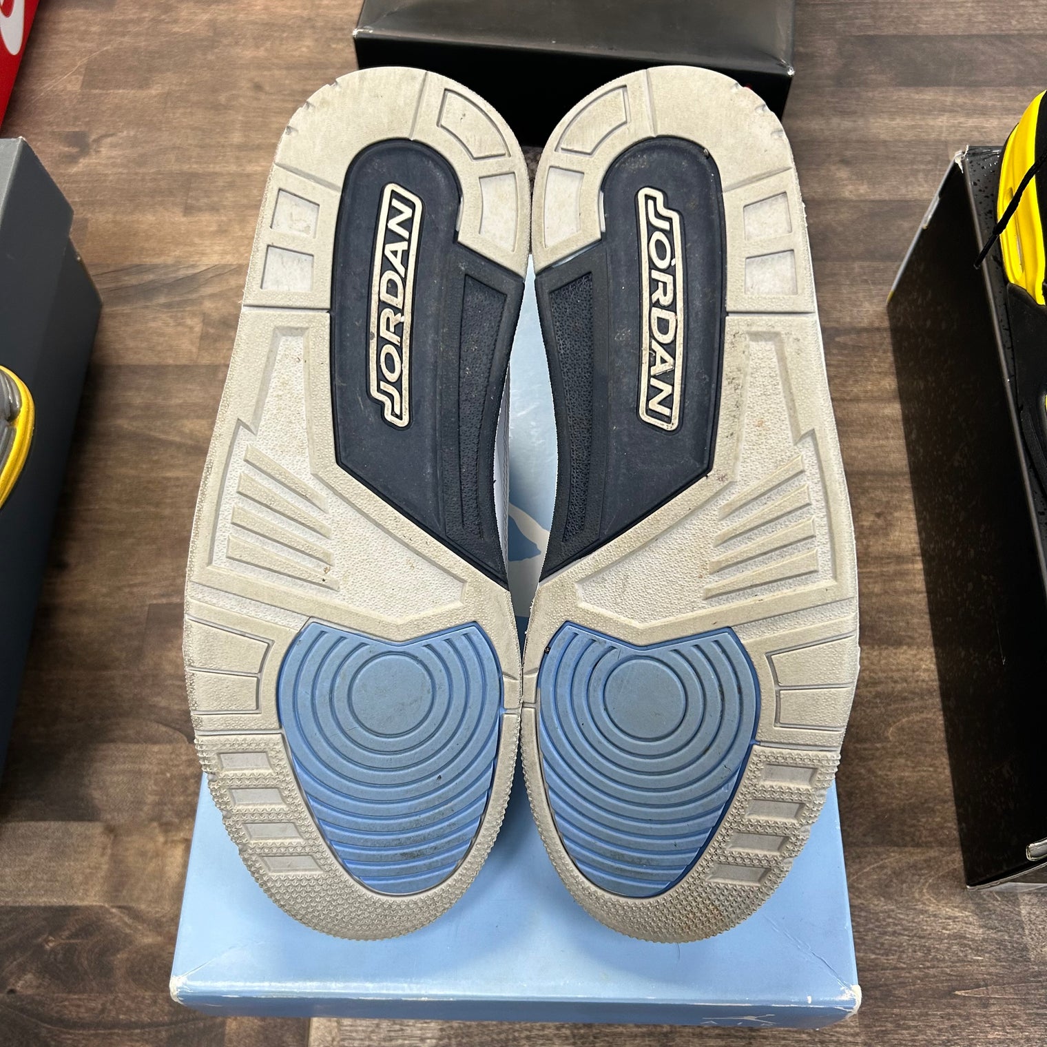 UNC Jordan 3 (2020) (USED)
