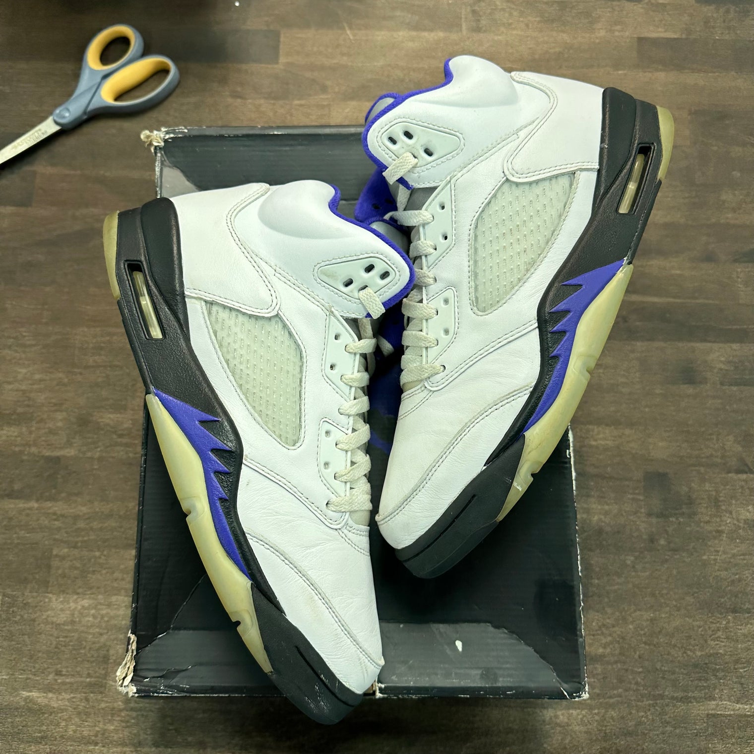Jordan 5 Retro Dark Concord (US 11) (USED)