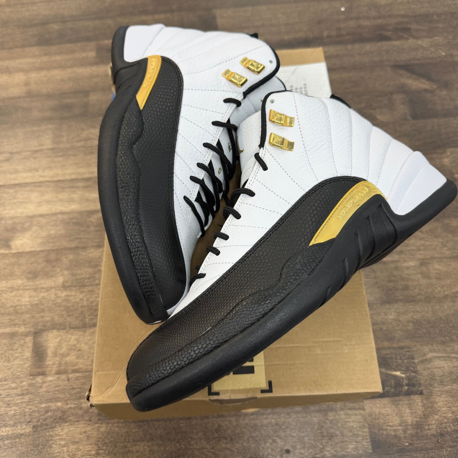 Royalty Taxi Jordan 12 Retro (USED, Replacement Box)