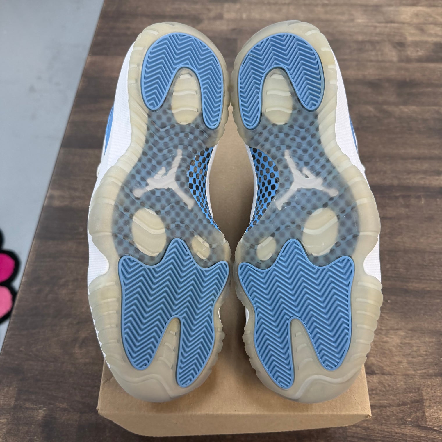 UNC Jordan 11 Low Retro (USED, No Box)