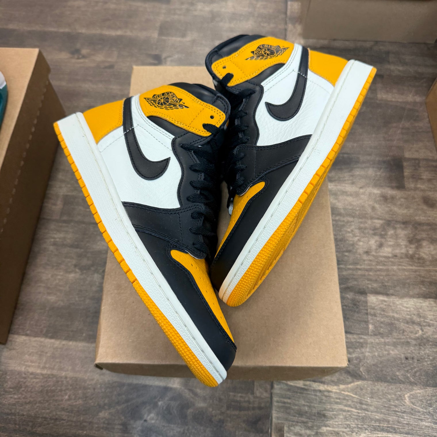 Jordan 1 Retro High Taxi Yellow Toe (USED, No Box)