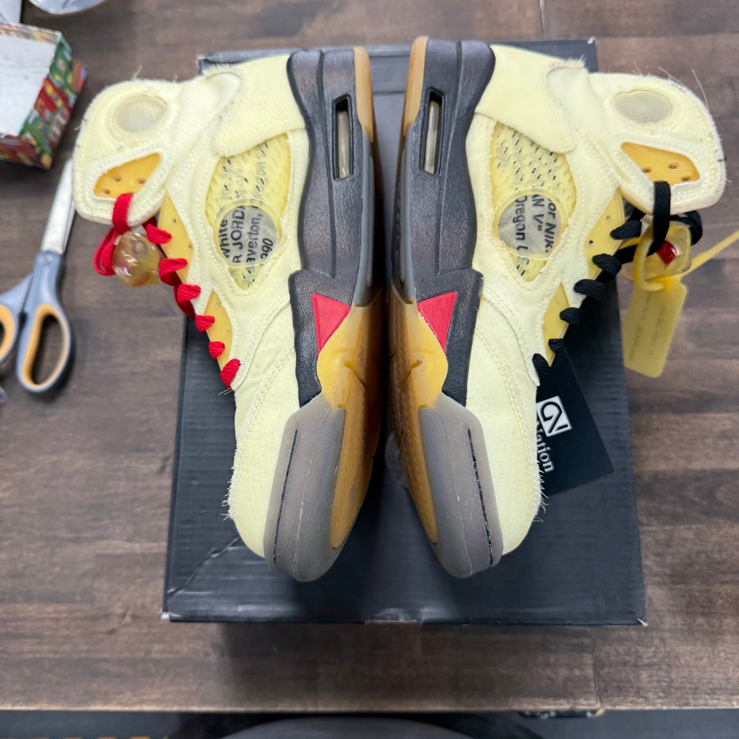 Off-White Sail Jordan 5 (USED)