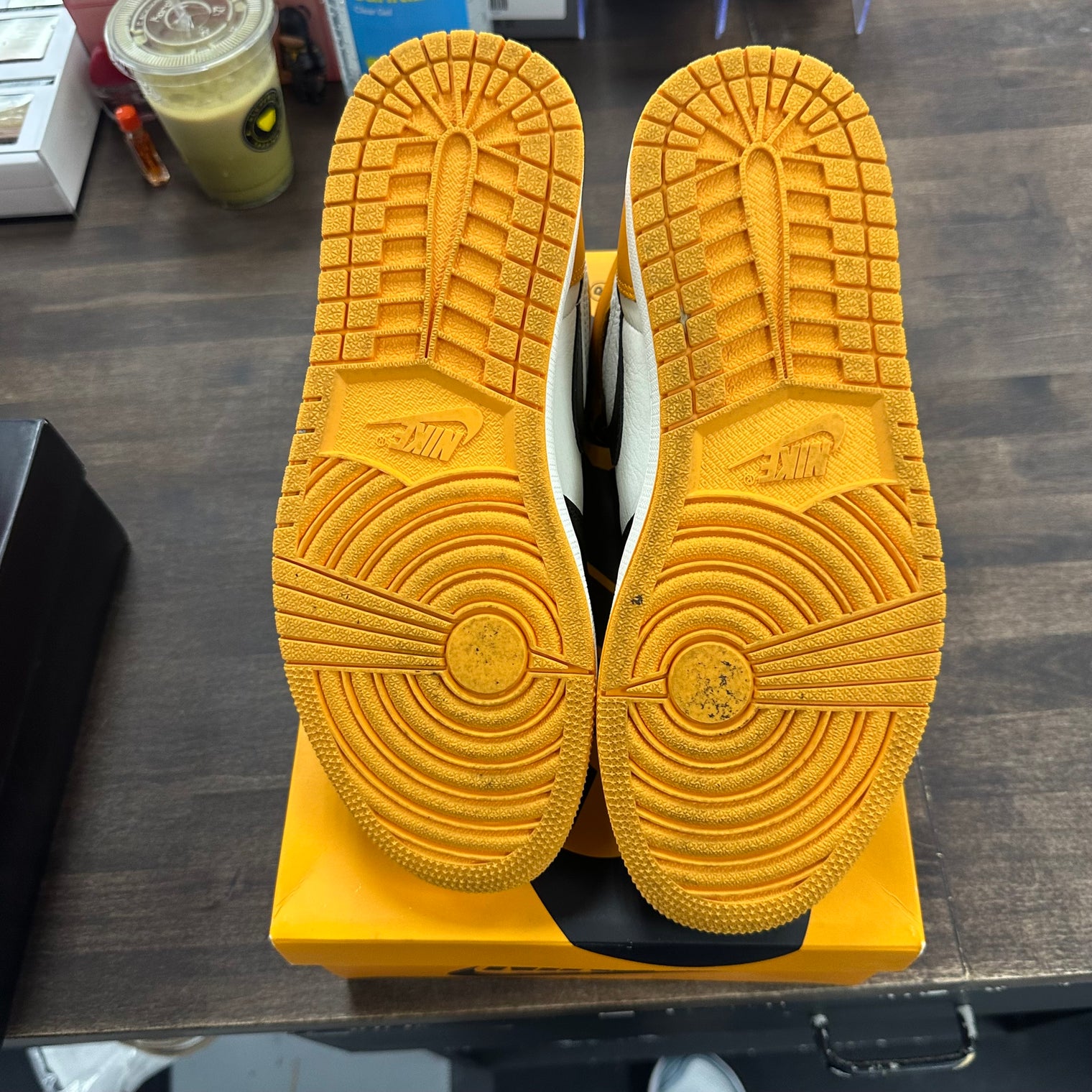 Taxi Yellow Toe Jordan 1 High (USED)