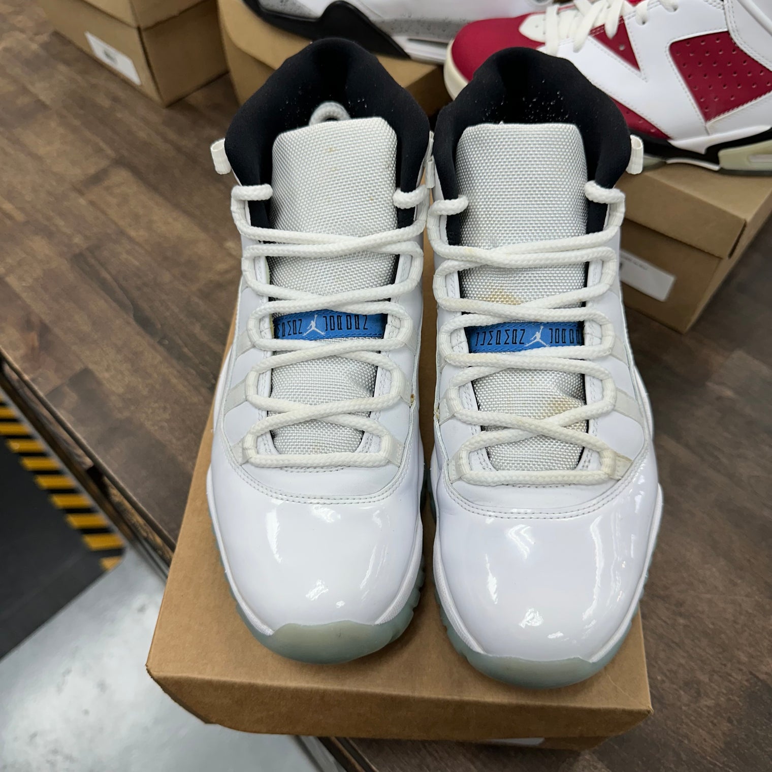 Legend Blue Jordan 11 (2014) (USED, No Box)