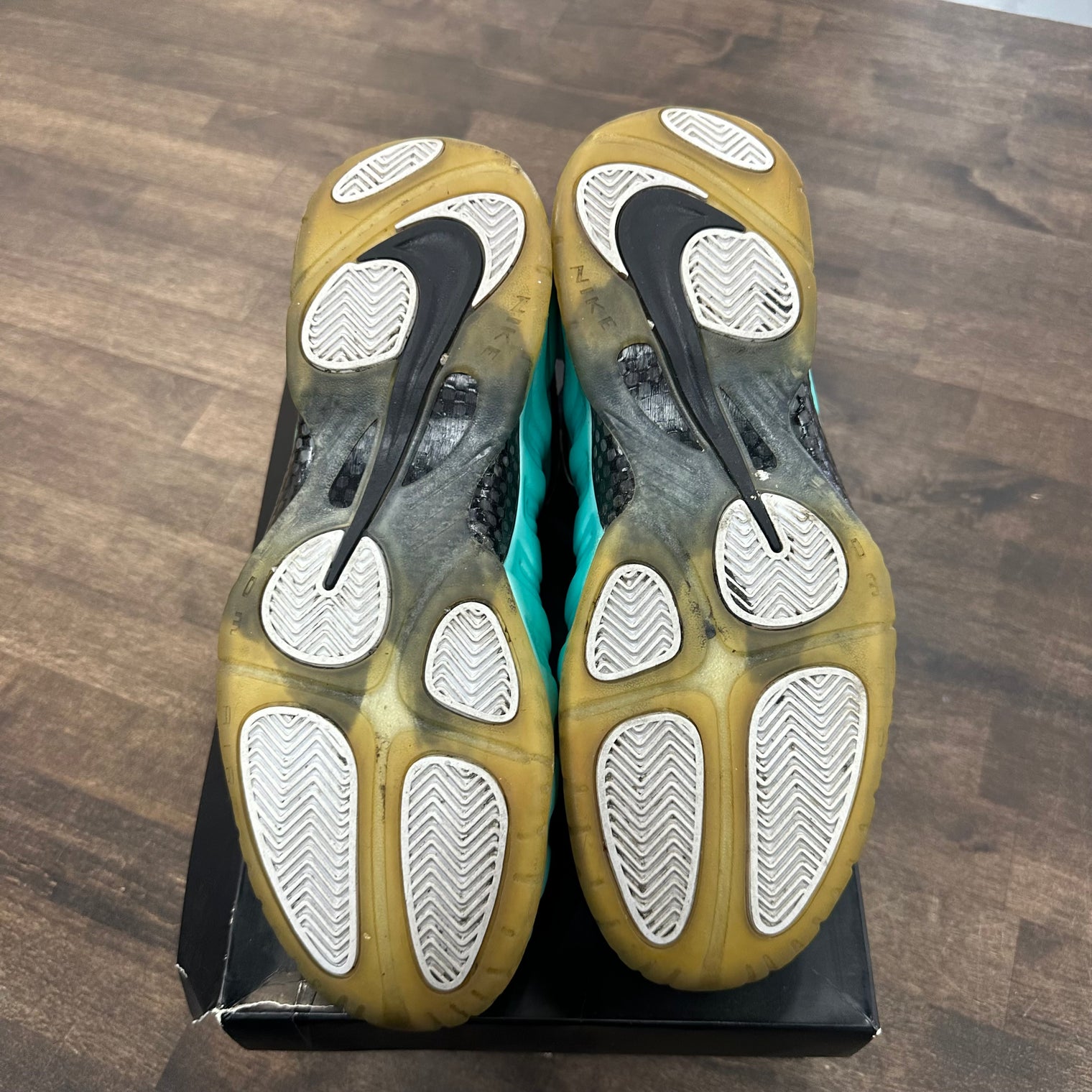 Emerald Foamposite (USED)