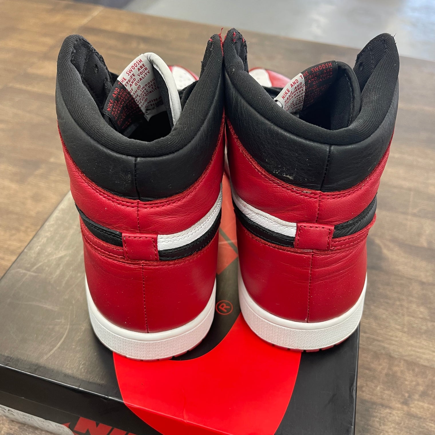 Homage to Home Jordan 1 High (USED)