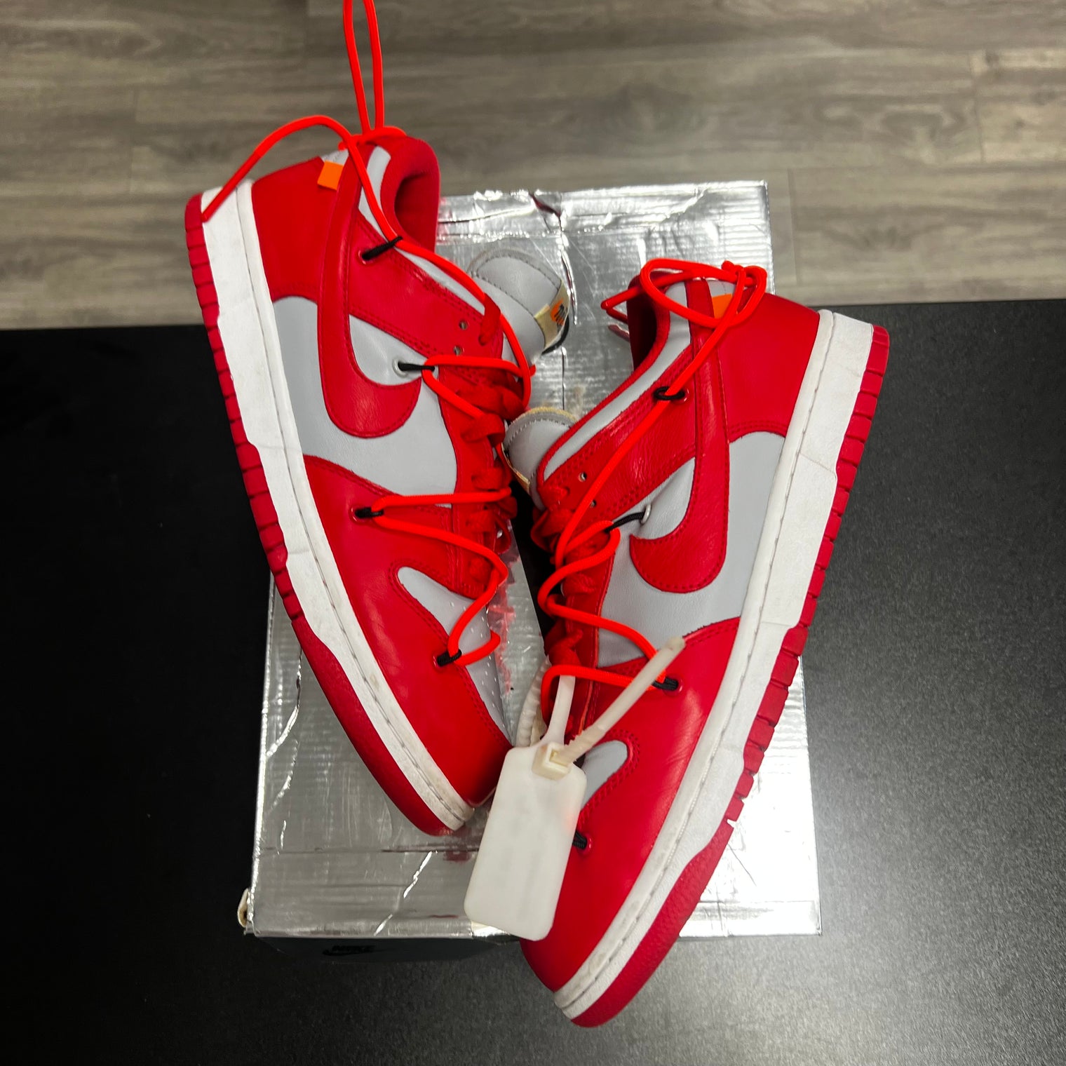 Off-white University Red Dunk Low (USED)