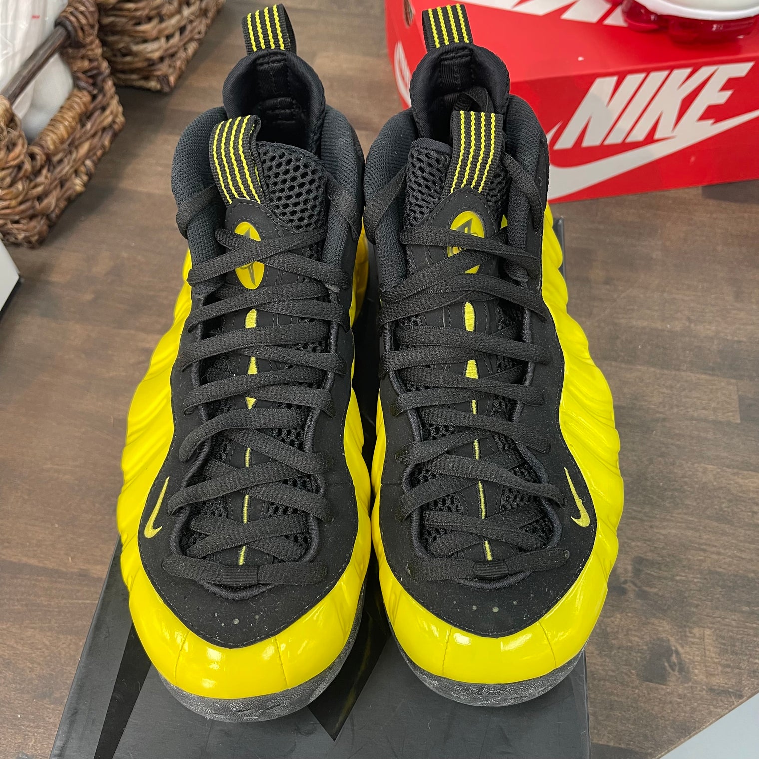 Wu Tang Opti Yellow Foamposite One (USED)
