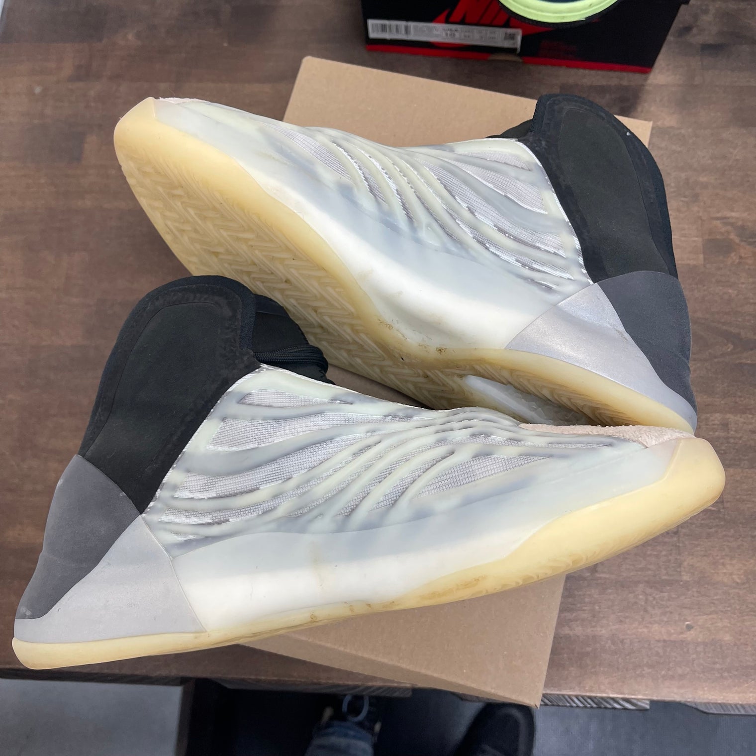 QNTM Yeezy BSKTBL (USED, No Box)