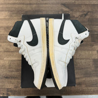 A Ma Maniere White Black Nike Jordan Air Ship PE SP (USED)