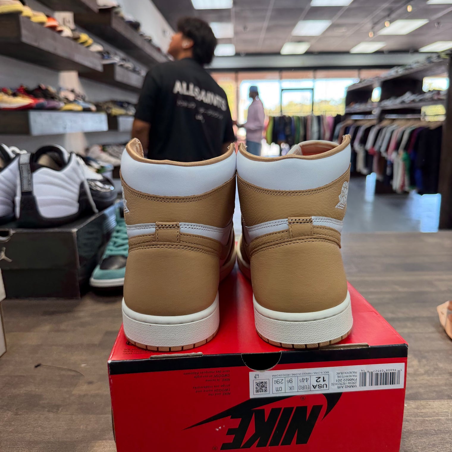 Praline Jordan 1 Retro High OG (W) (USED, No Lid)
