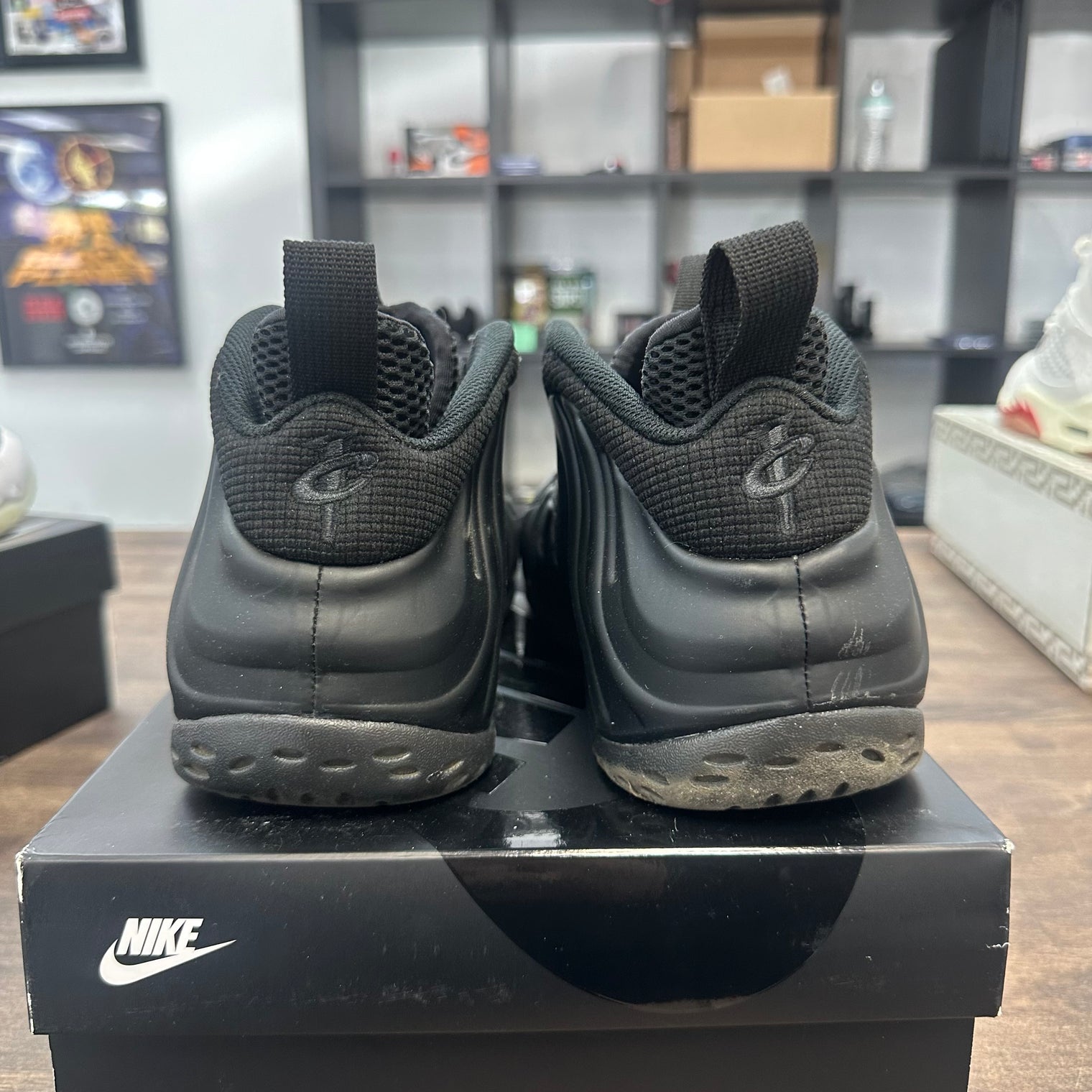 Anthracite Black Foamposite (USED)