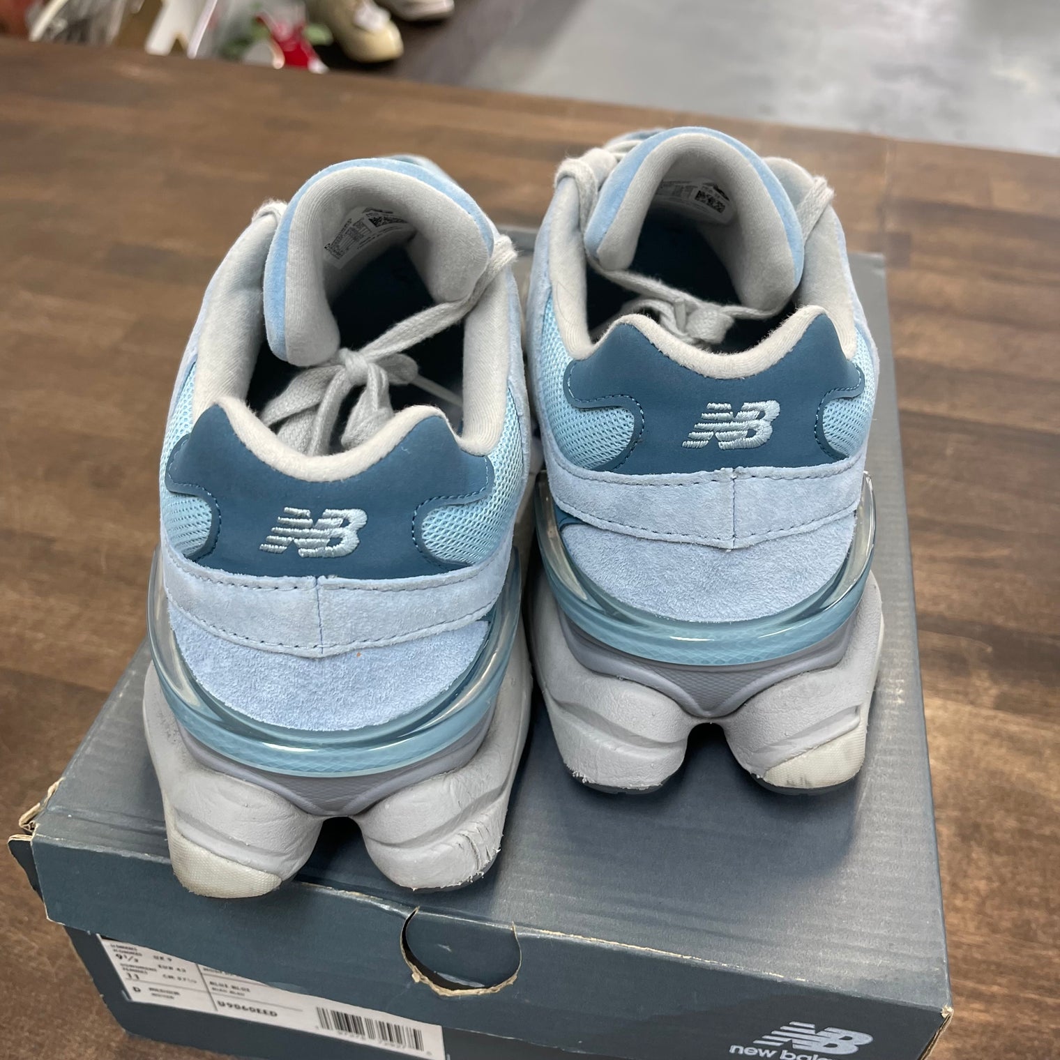 Chrome Blue New Balance 9060 (USED)