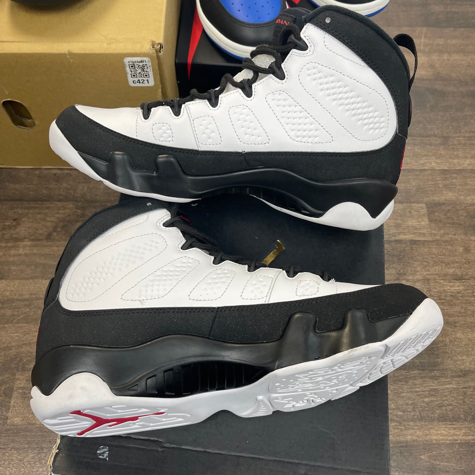 Space Jam OG Jordan 9 Retro (USED)
