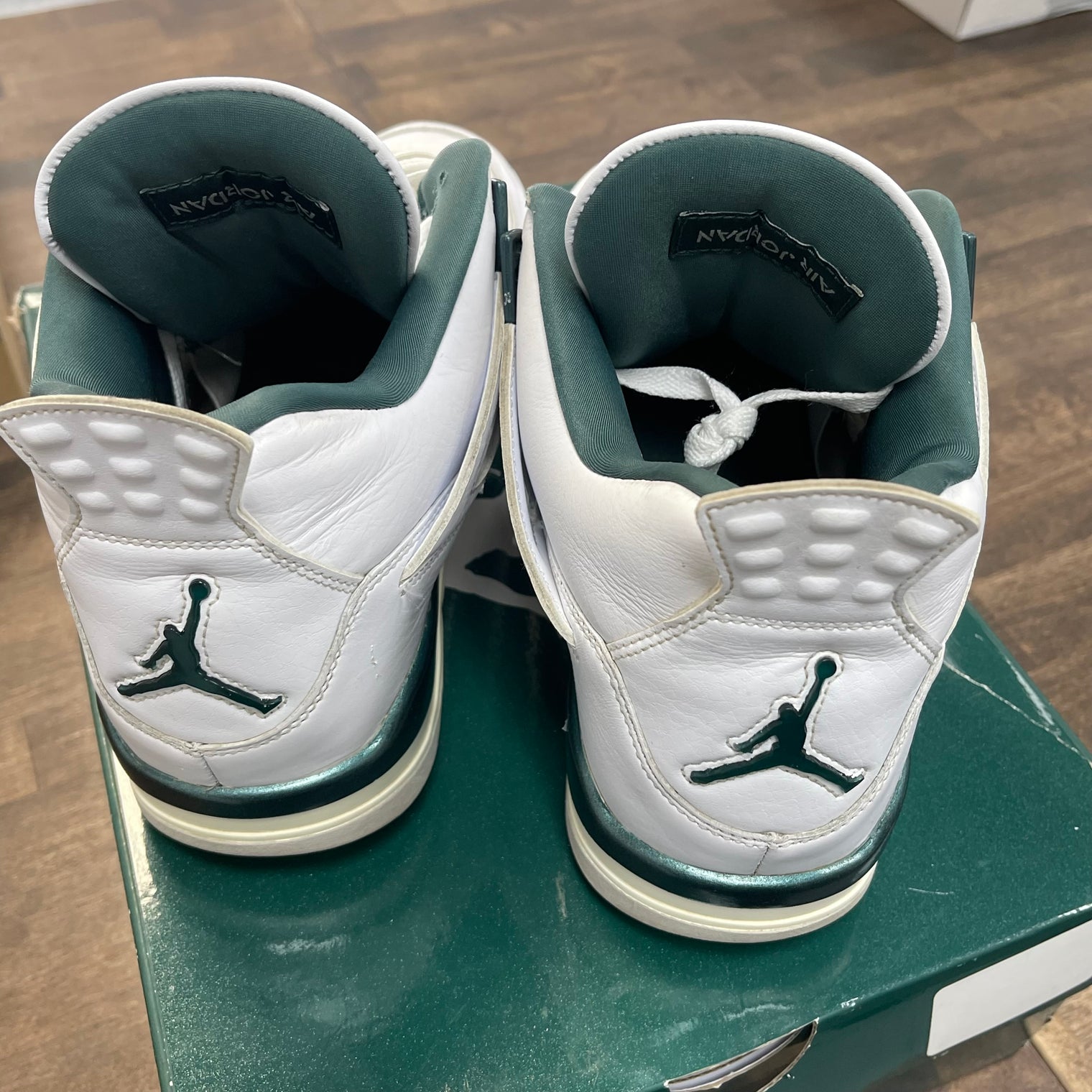 Oxidized Jordan 4 (USED)