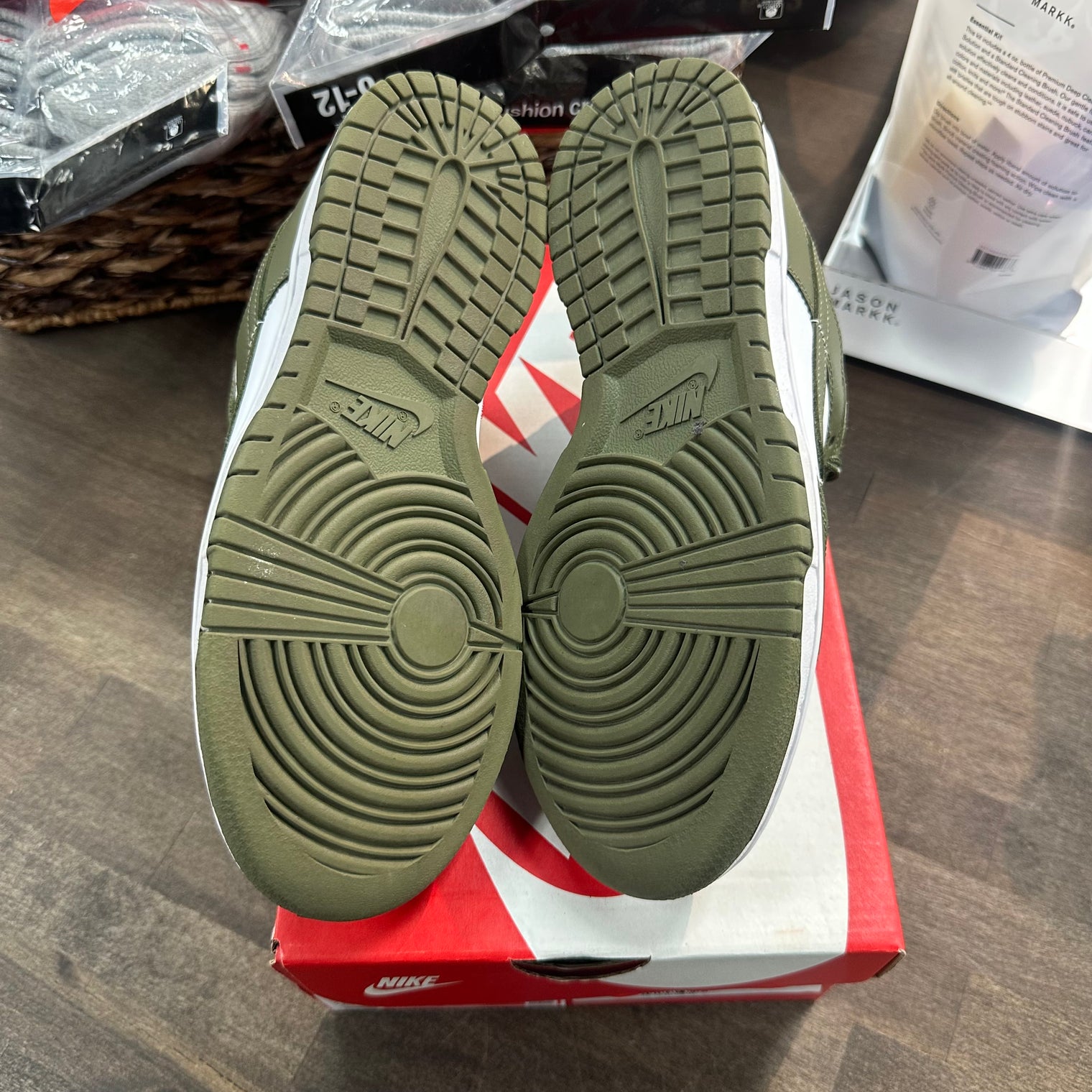 Olive Dunk Low (W) (USED)