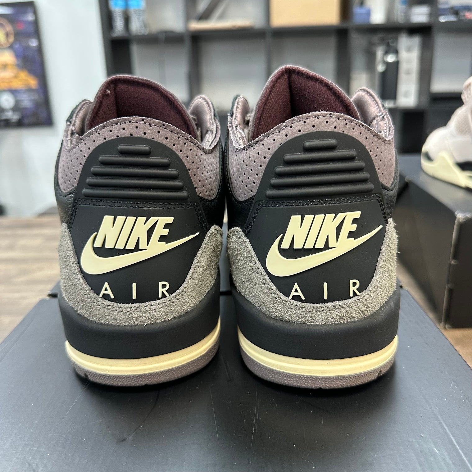 A Ma Maniere While You Were Sleeping Jordan 3 (W) (USED)