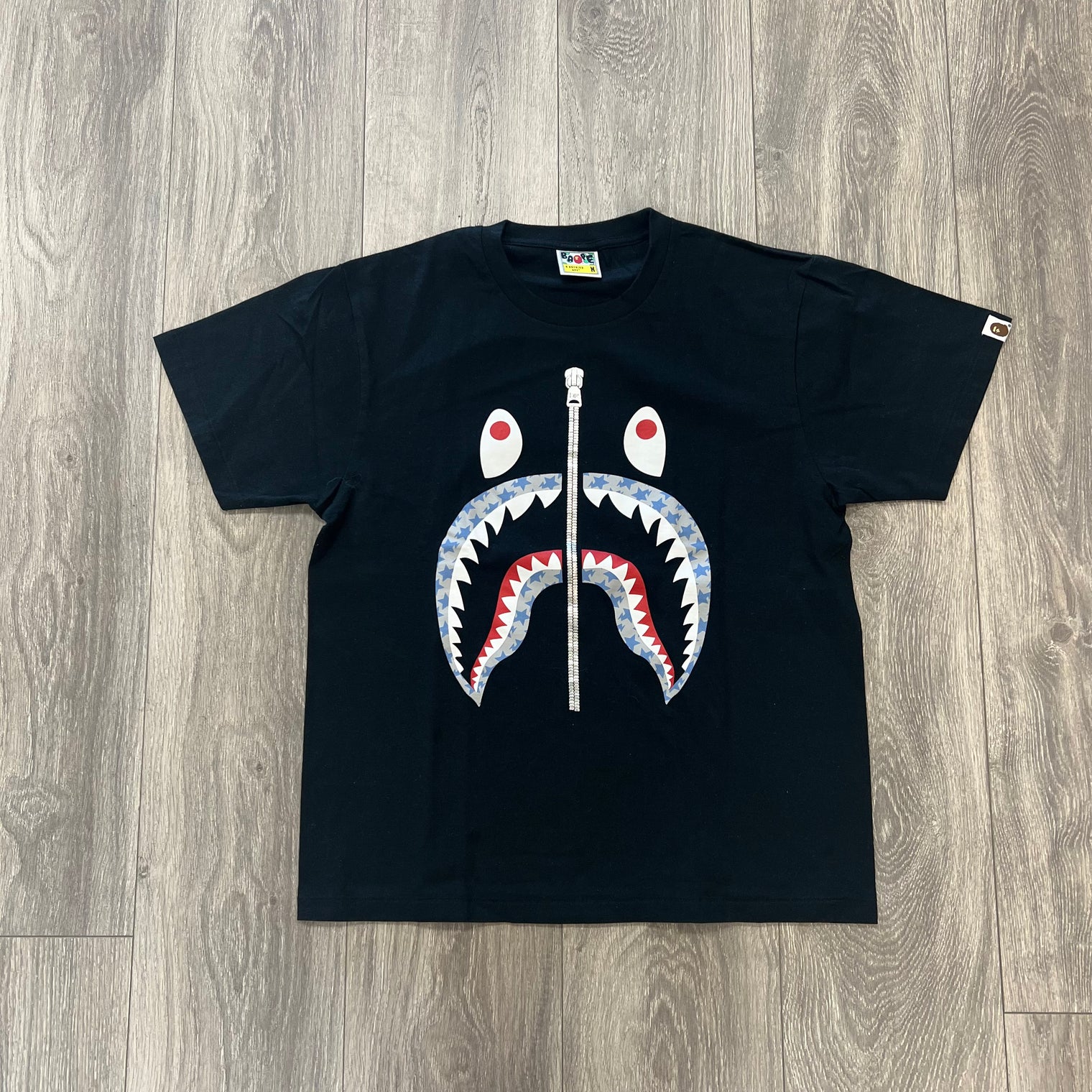 Bathing Ape Bape Shark Face (USED)