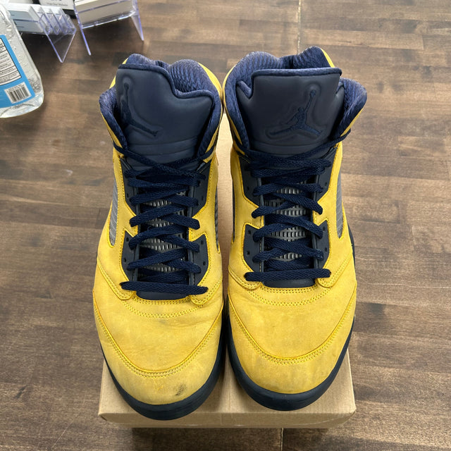 Michigan Jordan 5 Retro (2019) (USED, No Box)