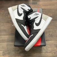 Bleached Coral Jordan 1 Retro High OG (USED)
