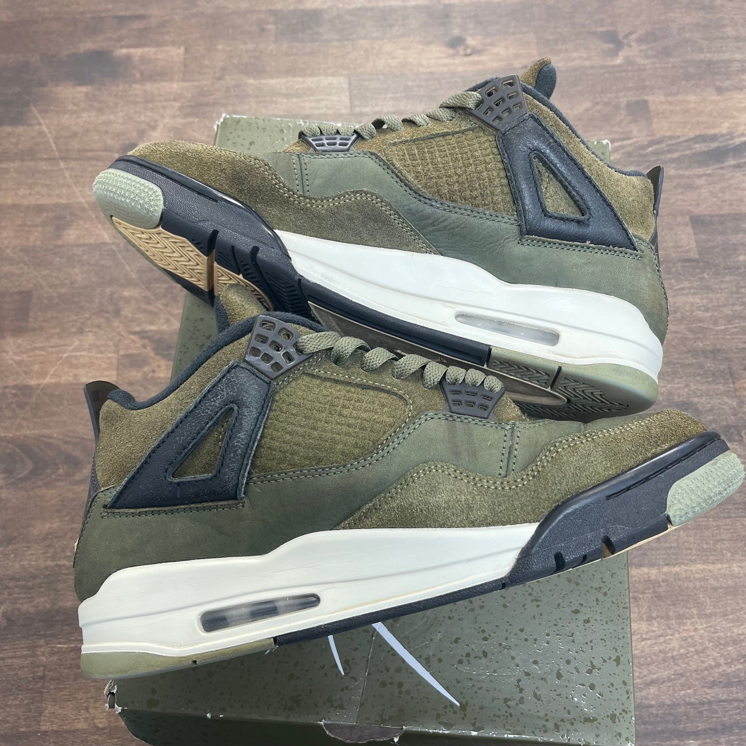 Craft Olive Jordan 4 (USED,No Insole)