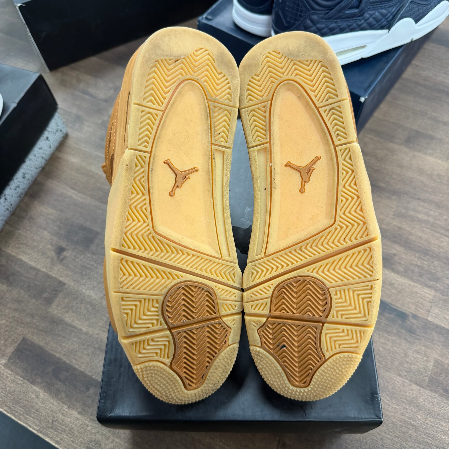 Ginger Wheat Jordan 4 Retro (Lightly Worn)