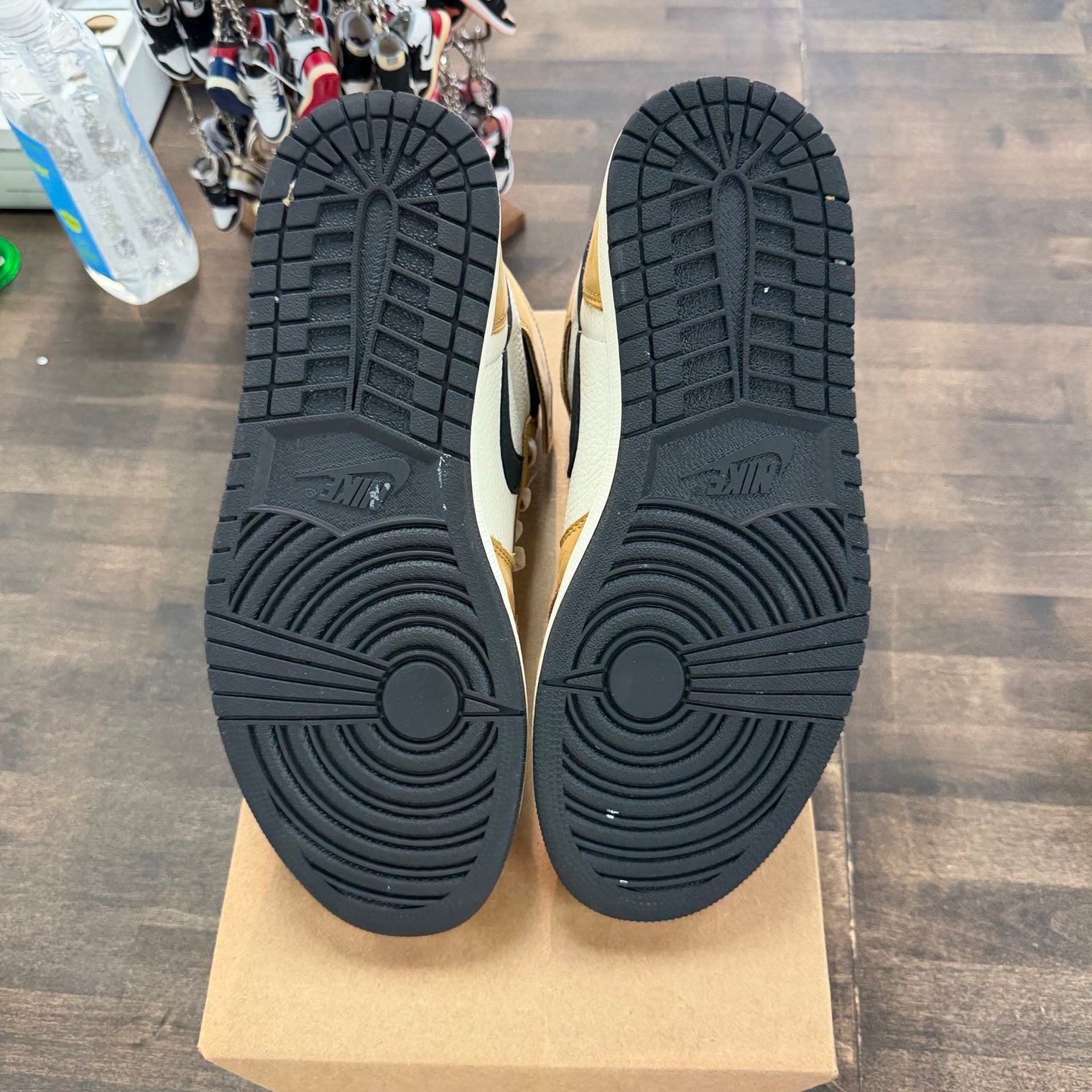 Rookie of the Year Jordan 1 High (USED, No Box)