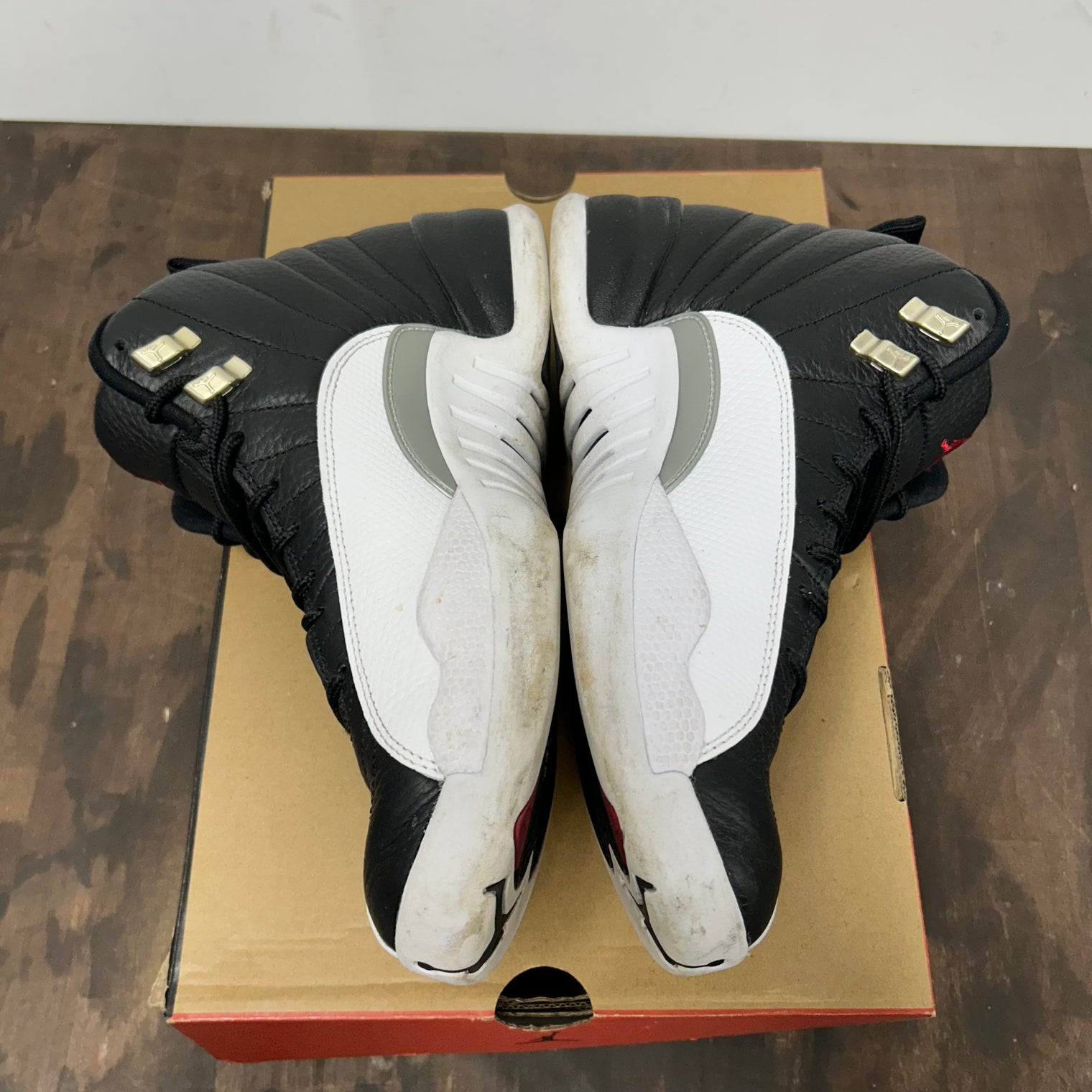 Playoff Jordan 12 Retro (2022) (USED)