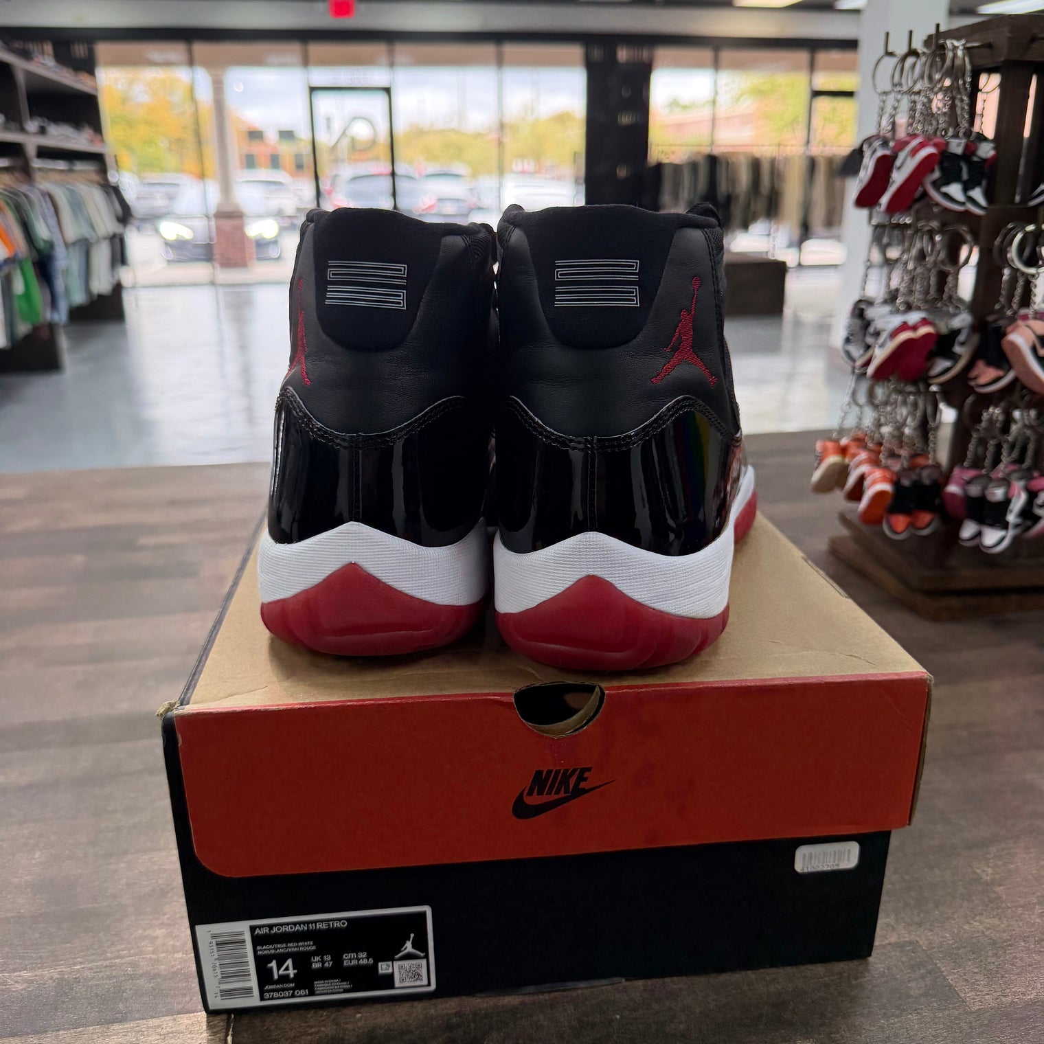 Bred Jordan 11 2019 (USED)