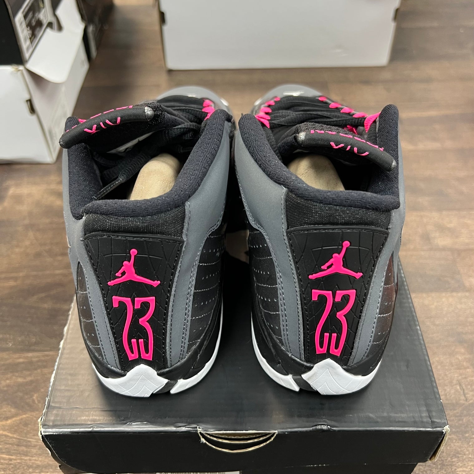 (GS) Hyper Pink Jordan 14 (USED)
