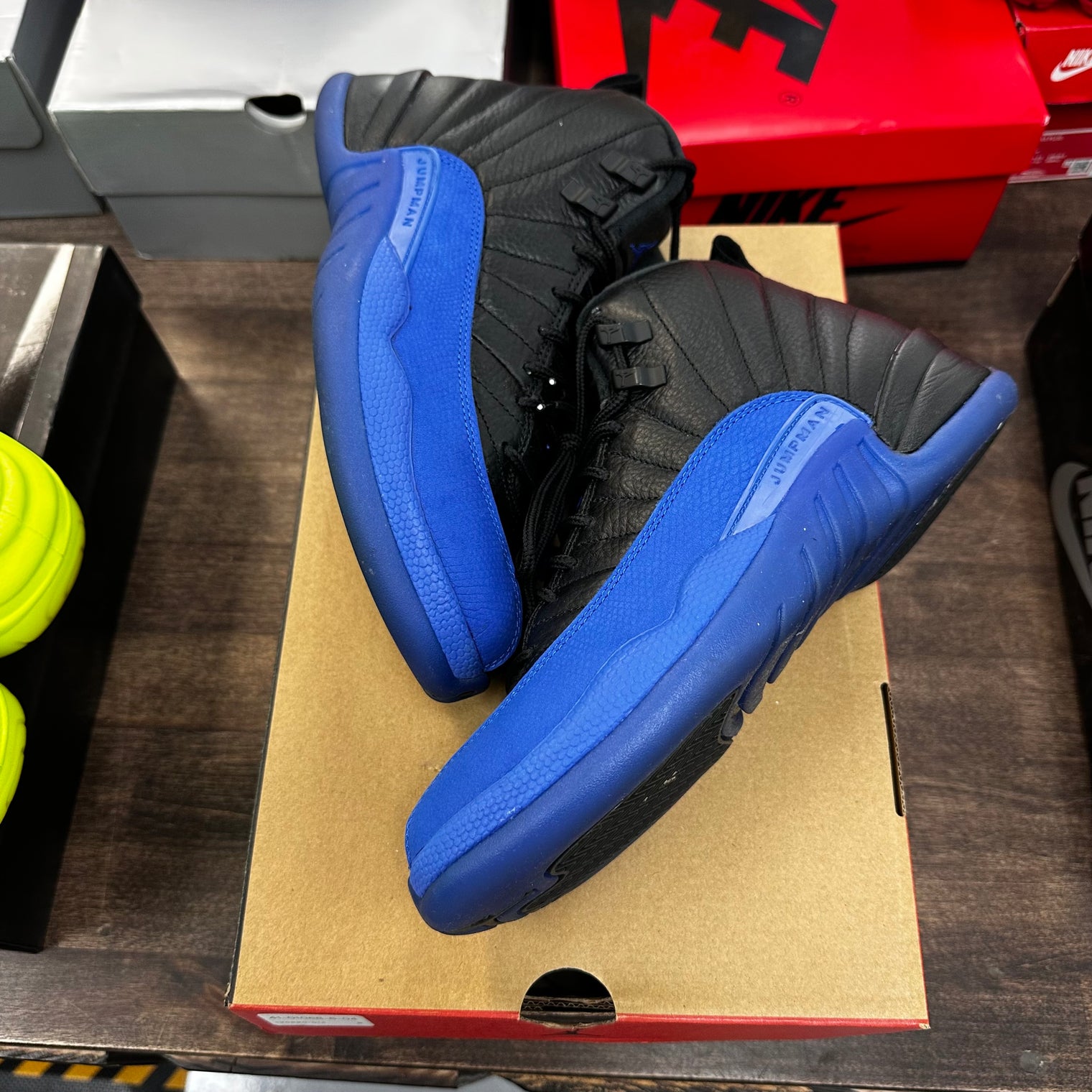 Black Game Royal Jordan 12 (USED)