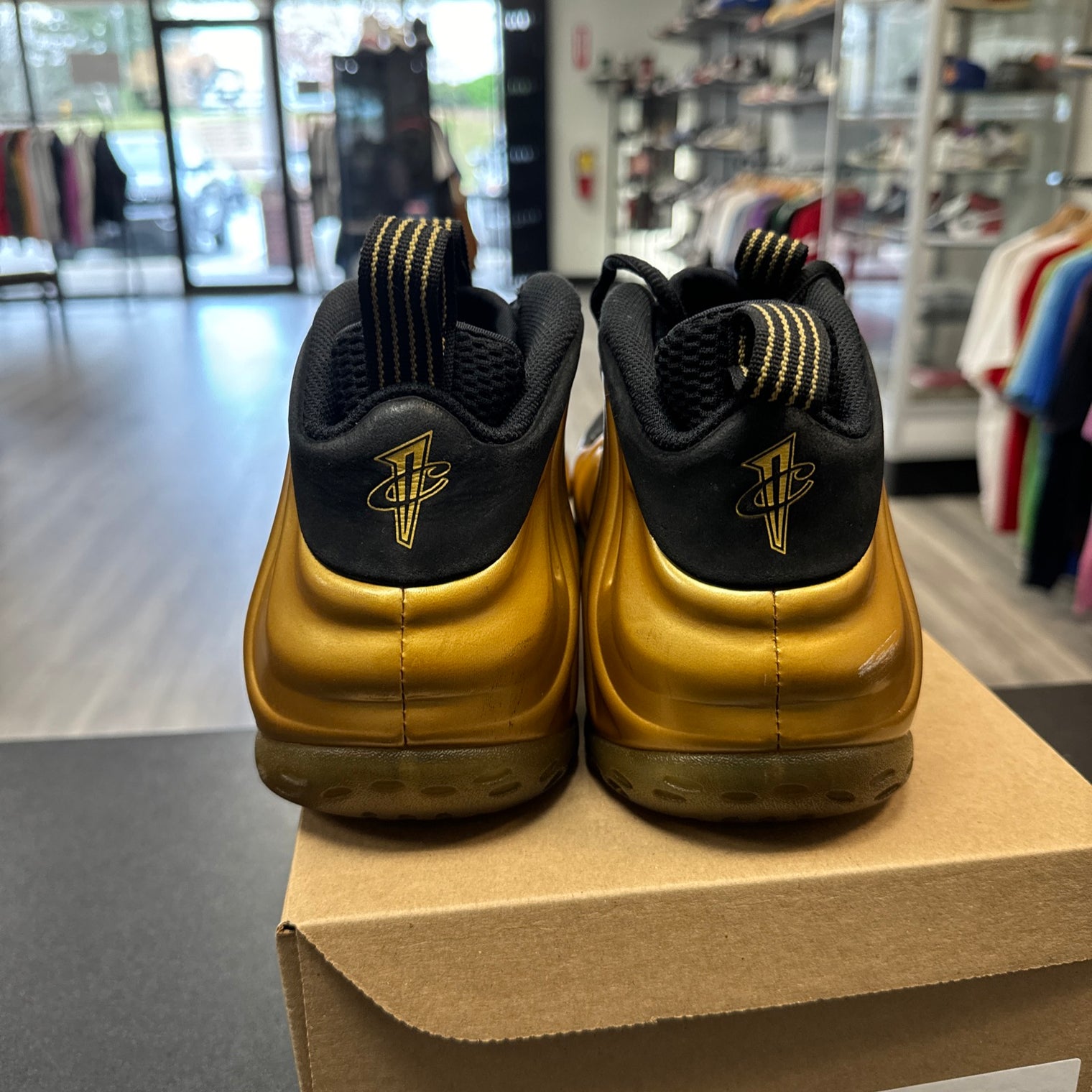 Nike Air Foamposite Metallic Gold (Used;no box)