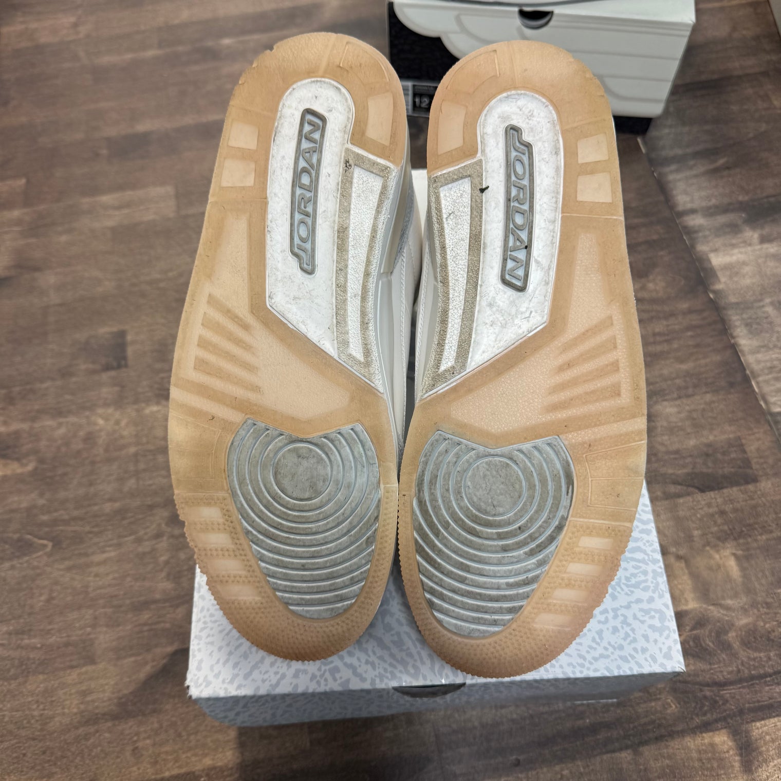 Jordan 3 Retro Craft Ivory (USED)