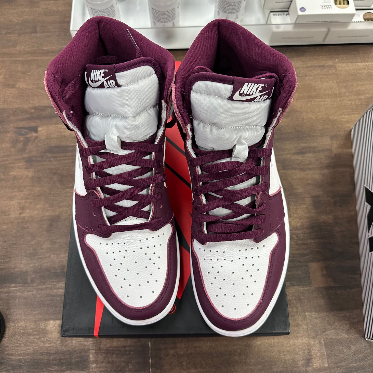Bordeaux Jordan 1 High Retro (USED)
