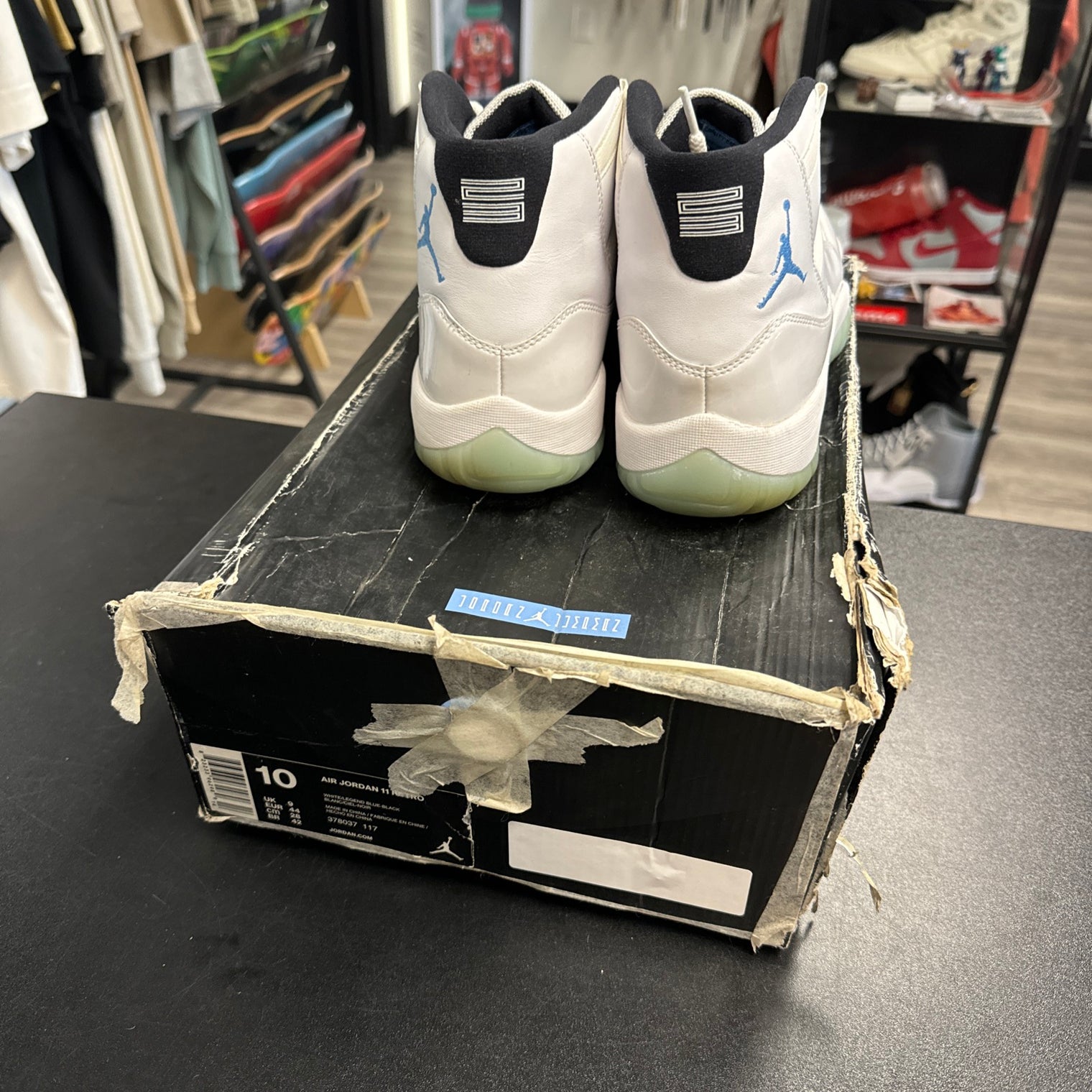 Legend Blue Jordan 11 High (USED)