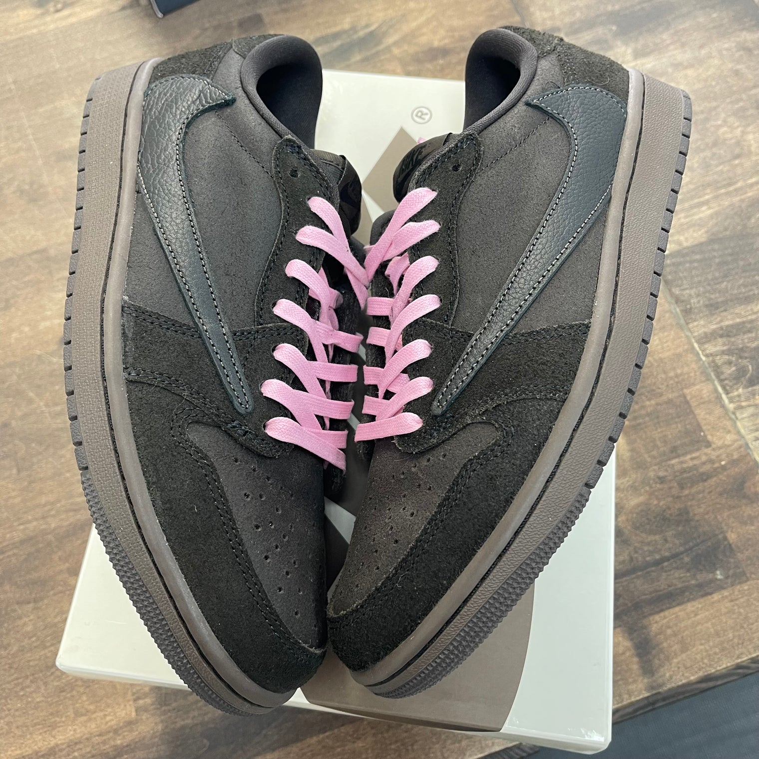 Velvet Brown Travis Scott Jordan 1 Low (USED)